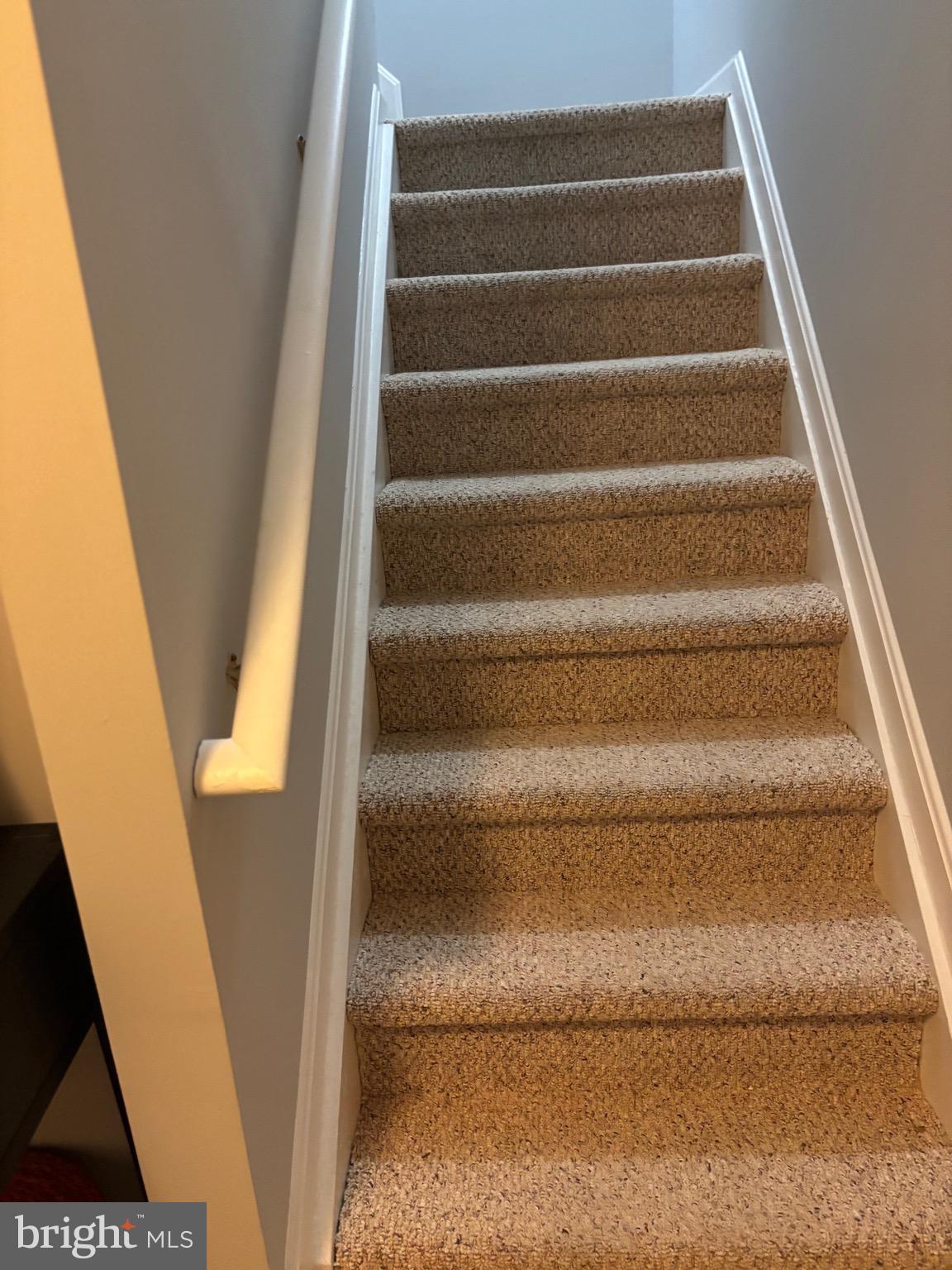 COURTLAND MANOR - Residential