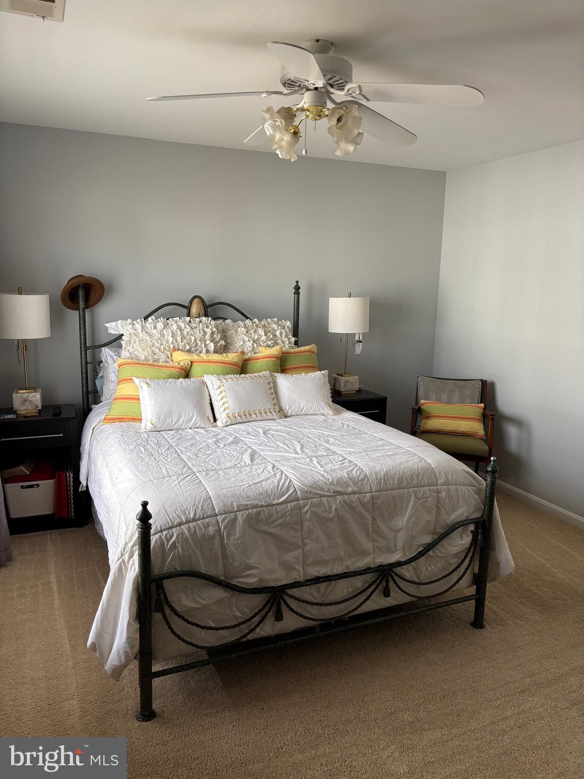 COURTLAND MANOR - Residential