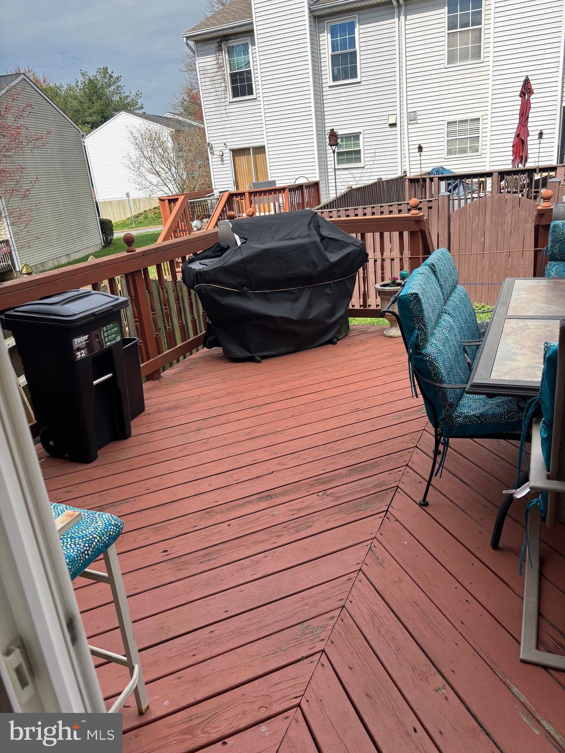 COURTLAND MANOR - Residential