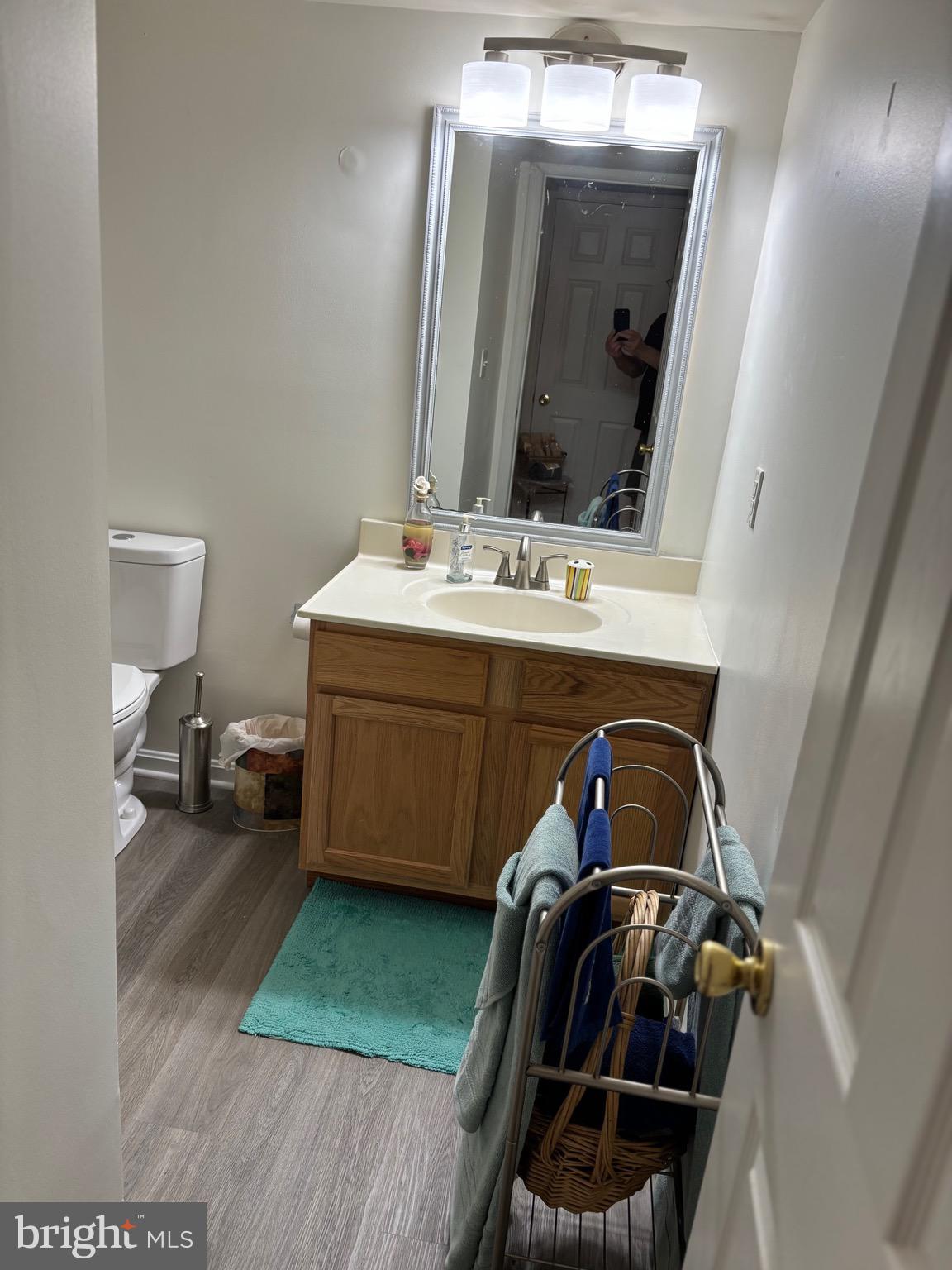 COURTLAND MANOR - Residential