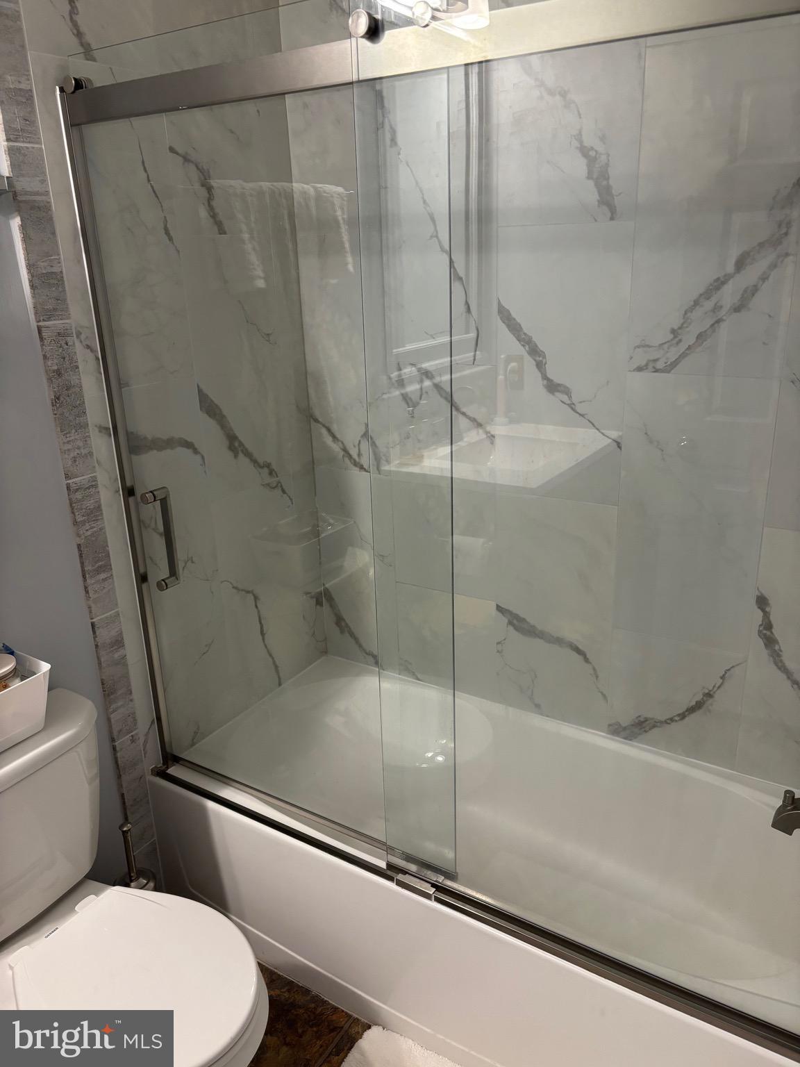 COURTLAND MANOR - Residential