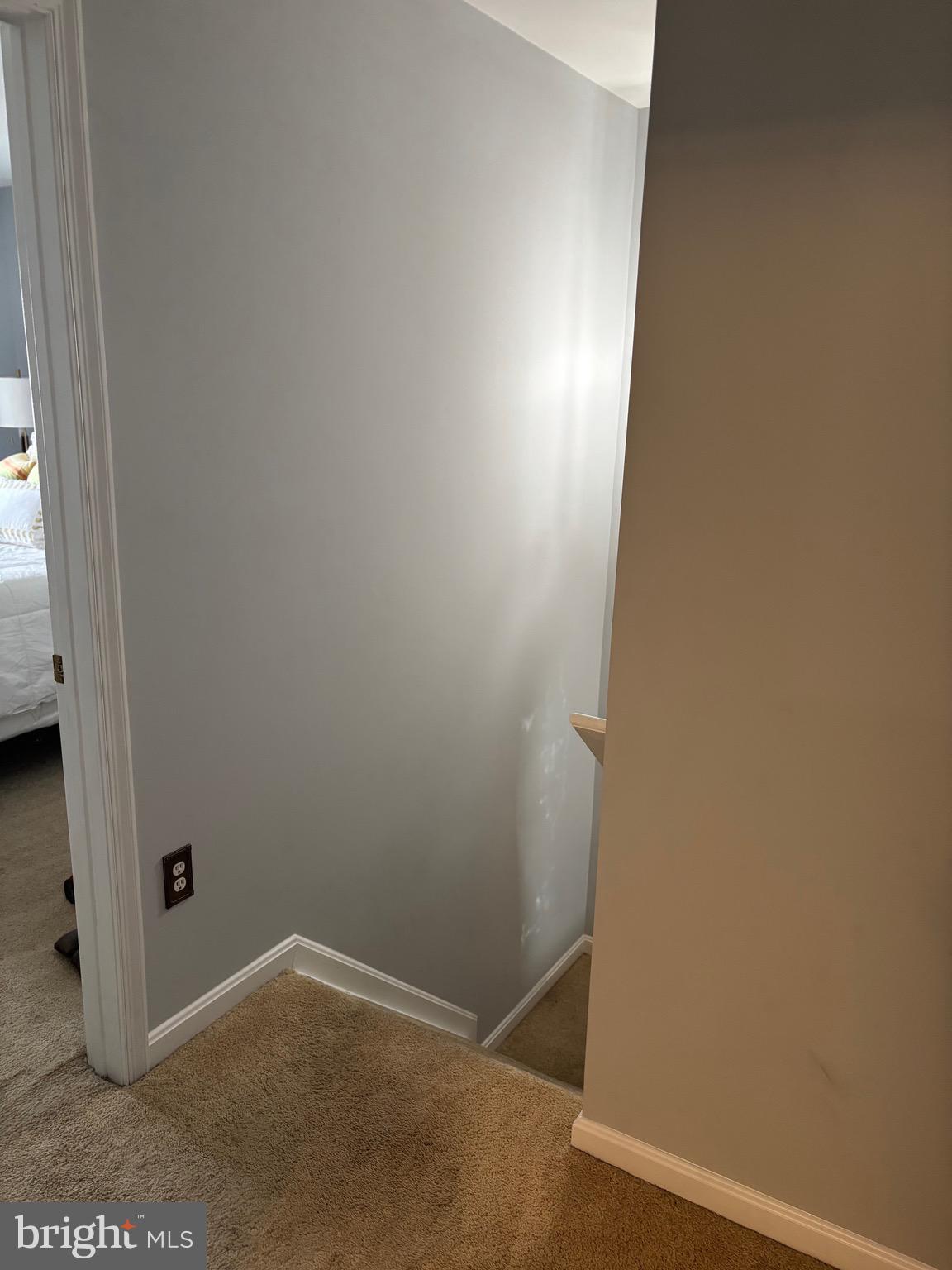 COURTLAND MANOR - Residential