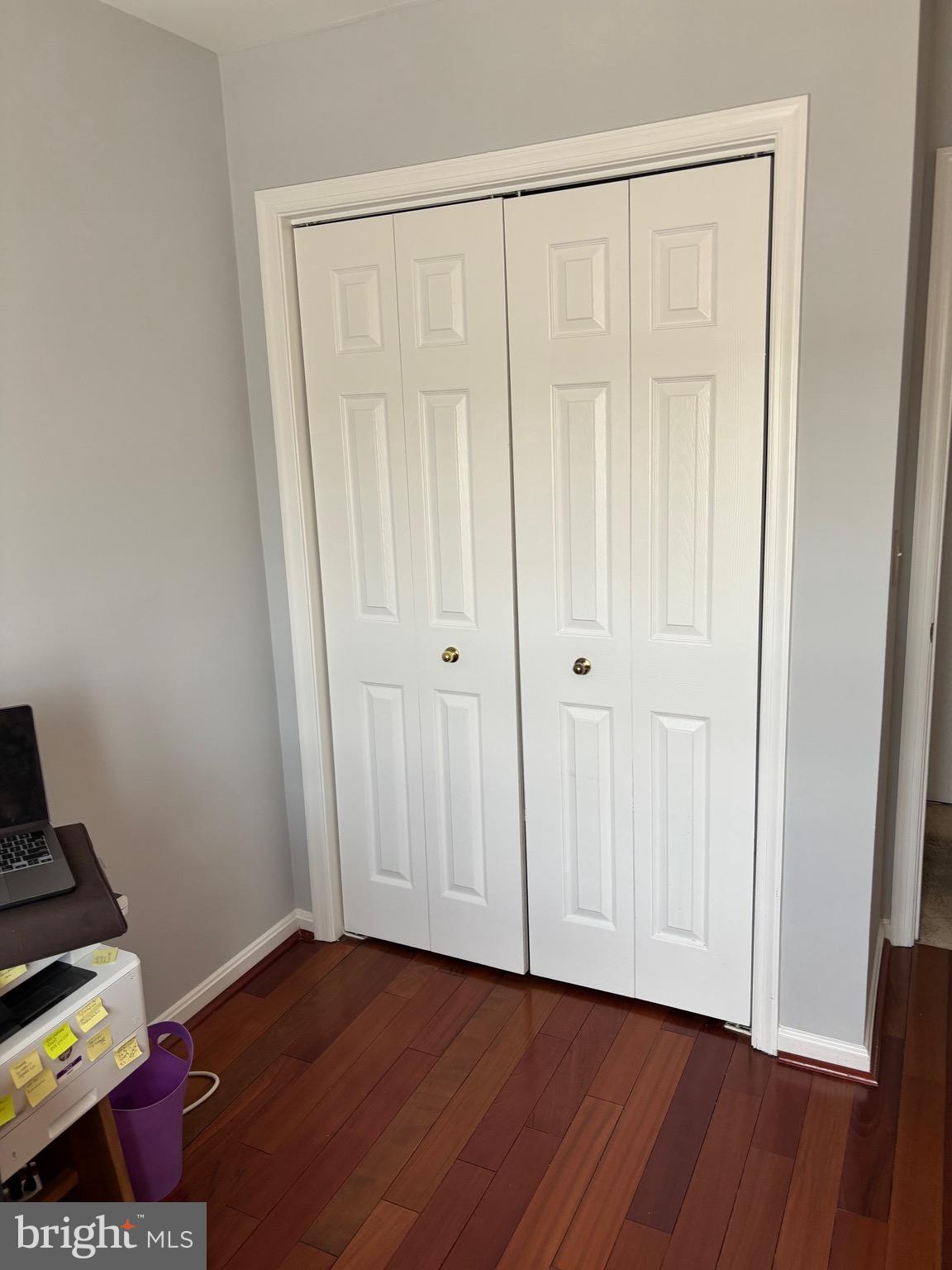 COURTLAND MANOR - Residential