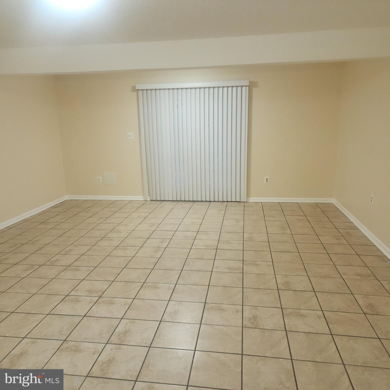 PUTNAM GREEN - Residential Lease