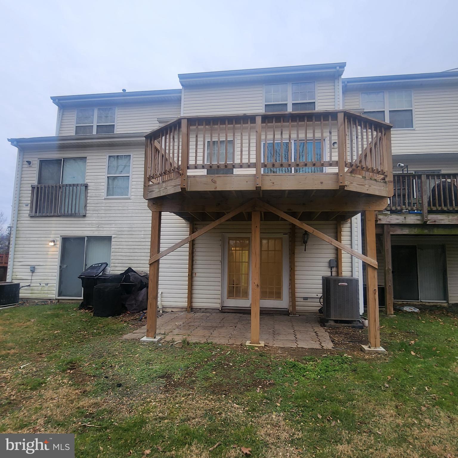 PUTNAM GREEN - Residential Lease