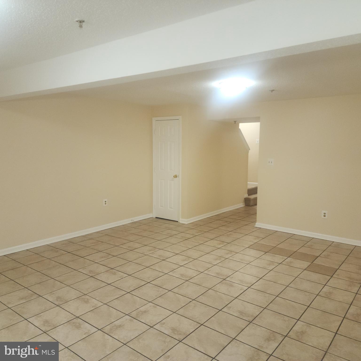 PUTNAM GREEN - Residential Lease