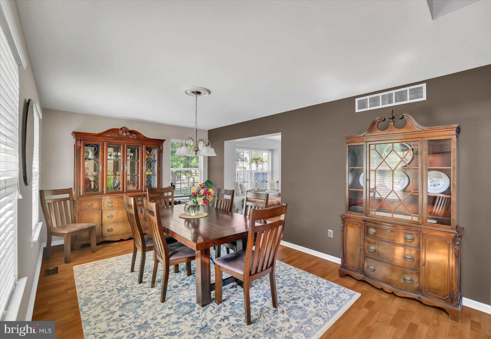 4 CREEKDALE DRIVE