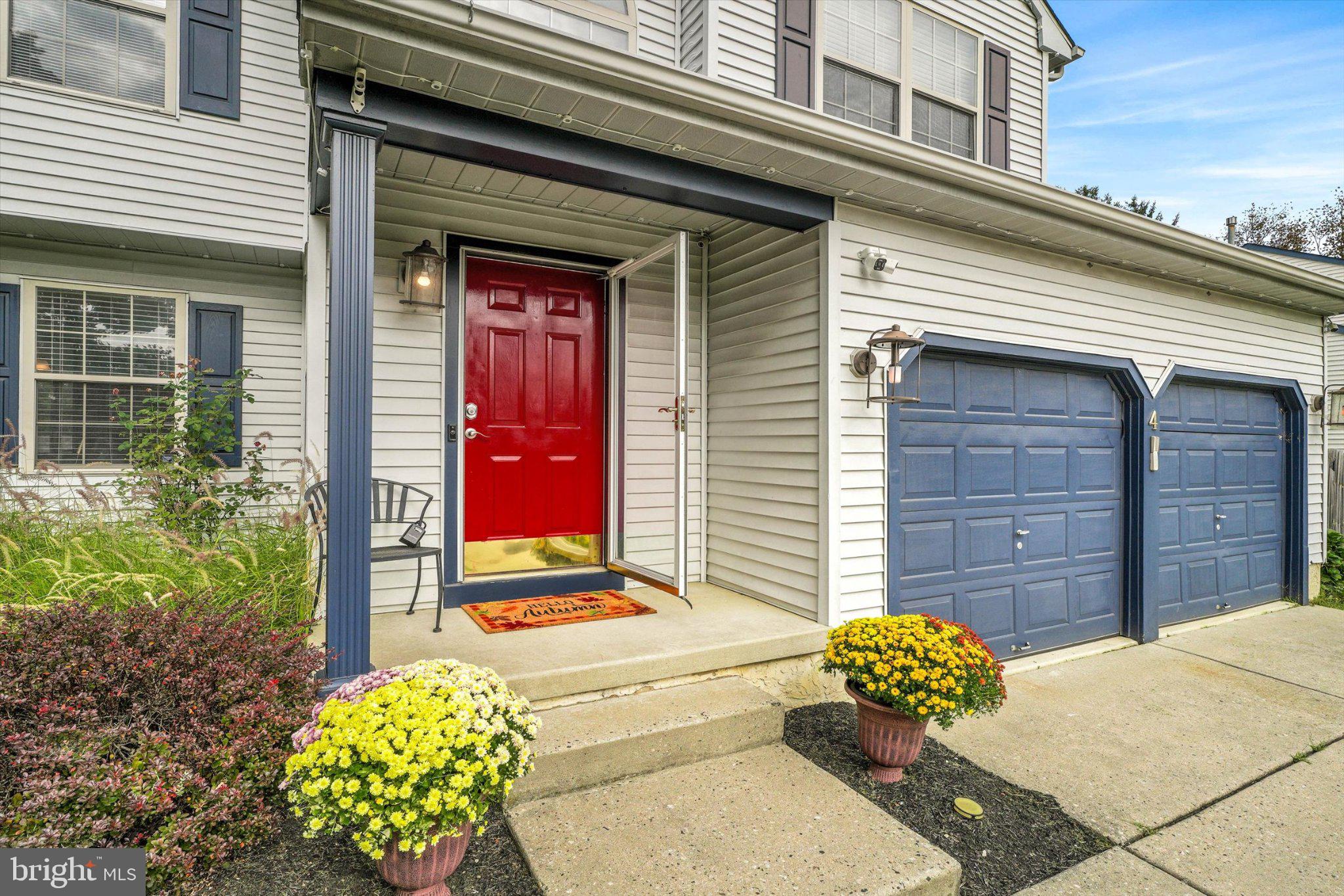 4 CREEKDALE DRIVE