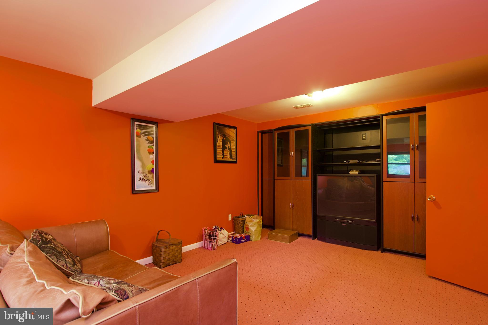 BRIGHTON - Residential