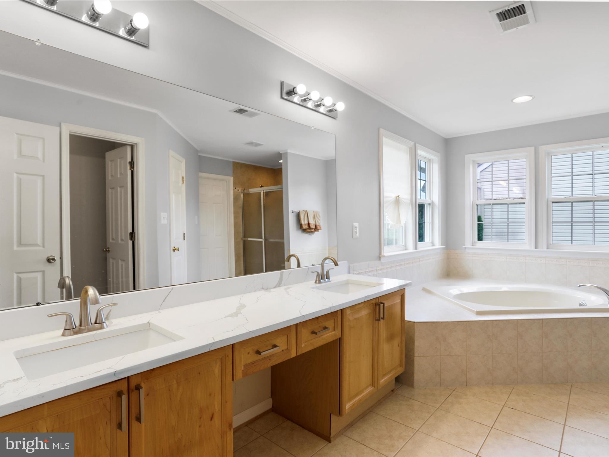 THE GALLERY - Residential