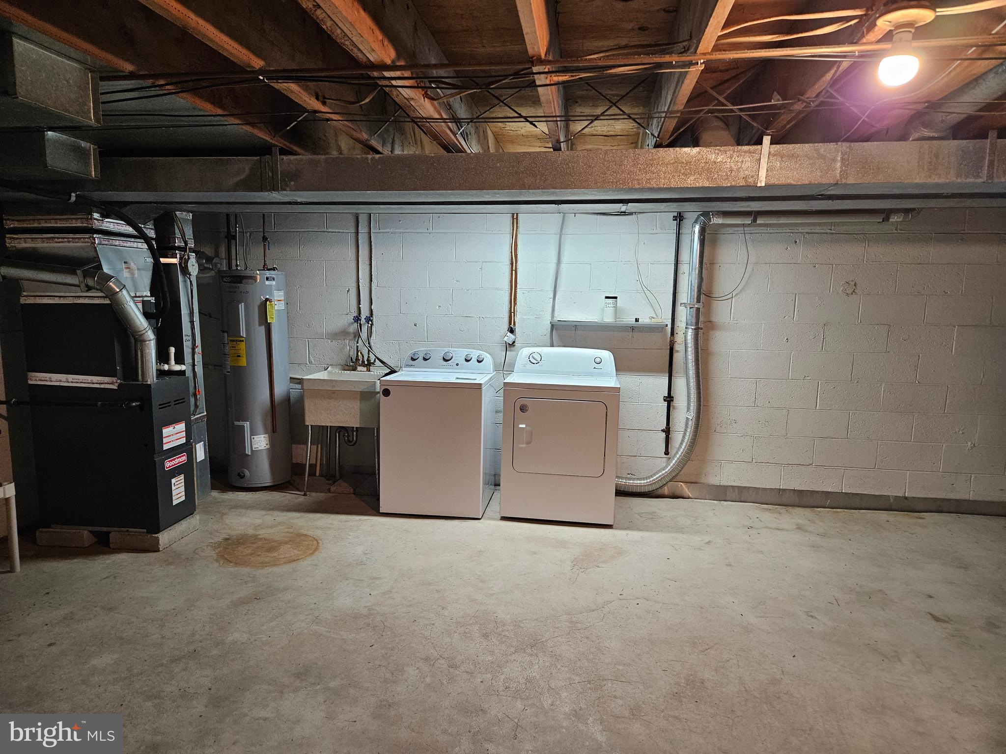 ORELAND - Residential Lease