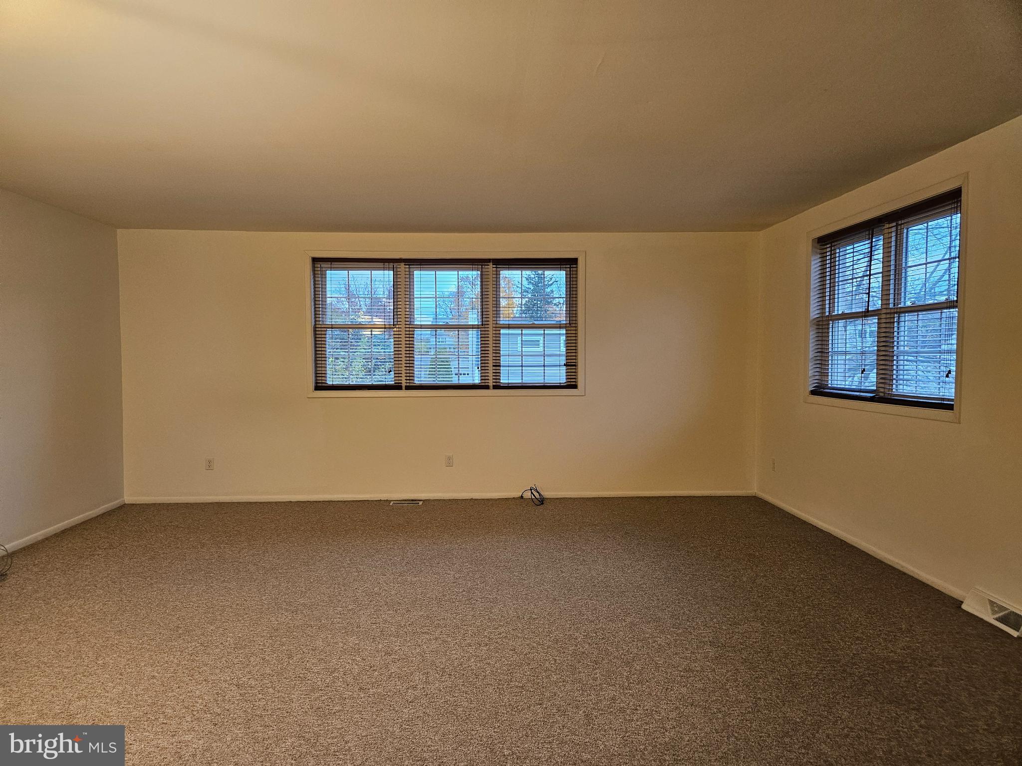 ORELAND - Residential Lease