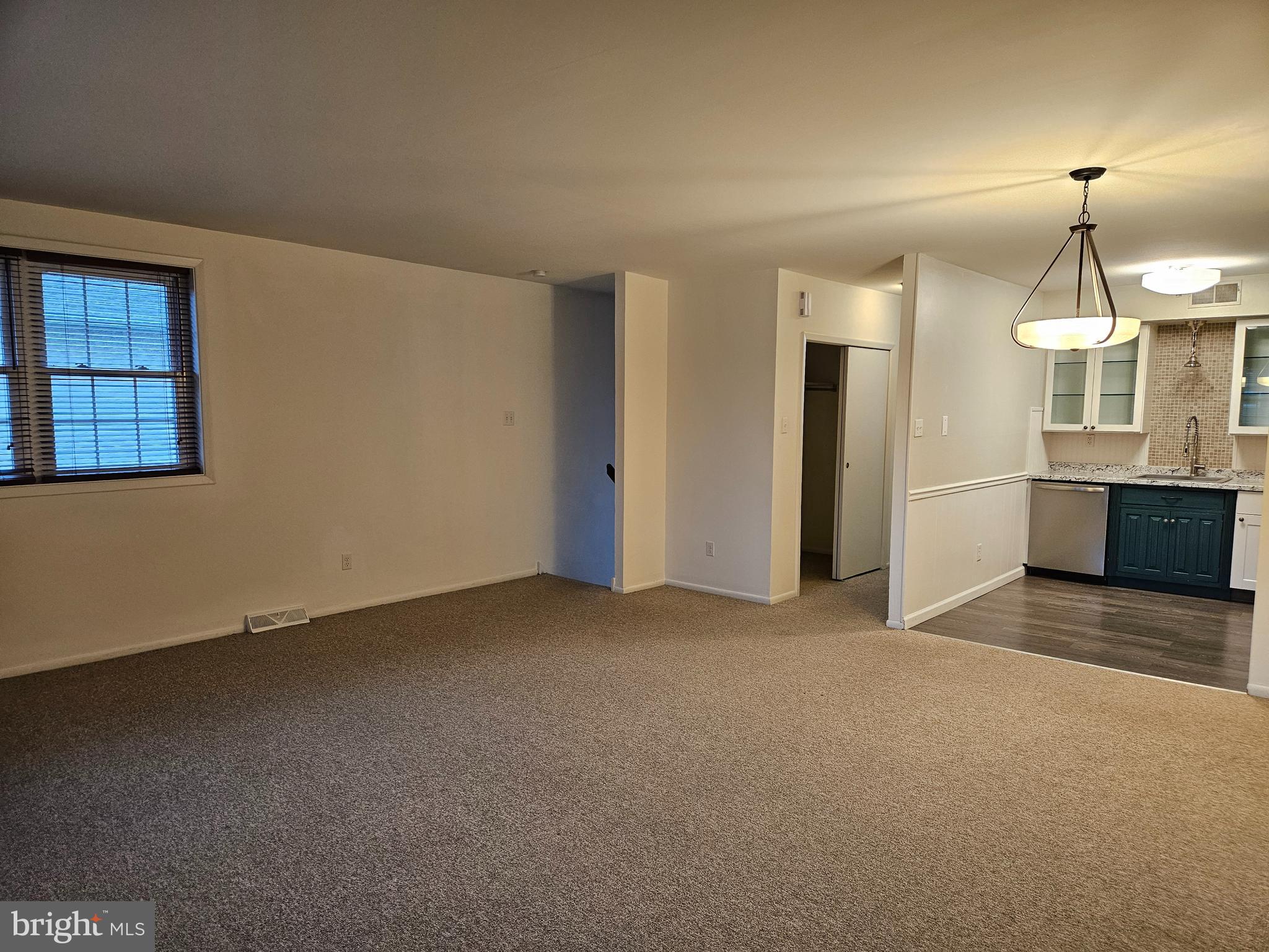 ORELAND - Residential Lease