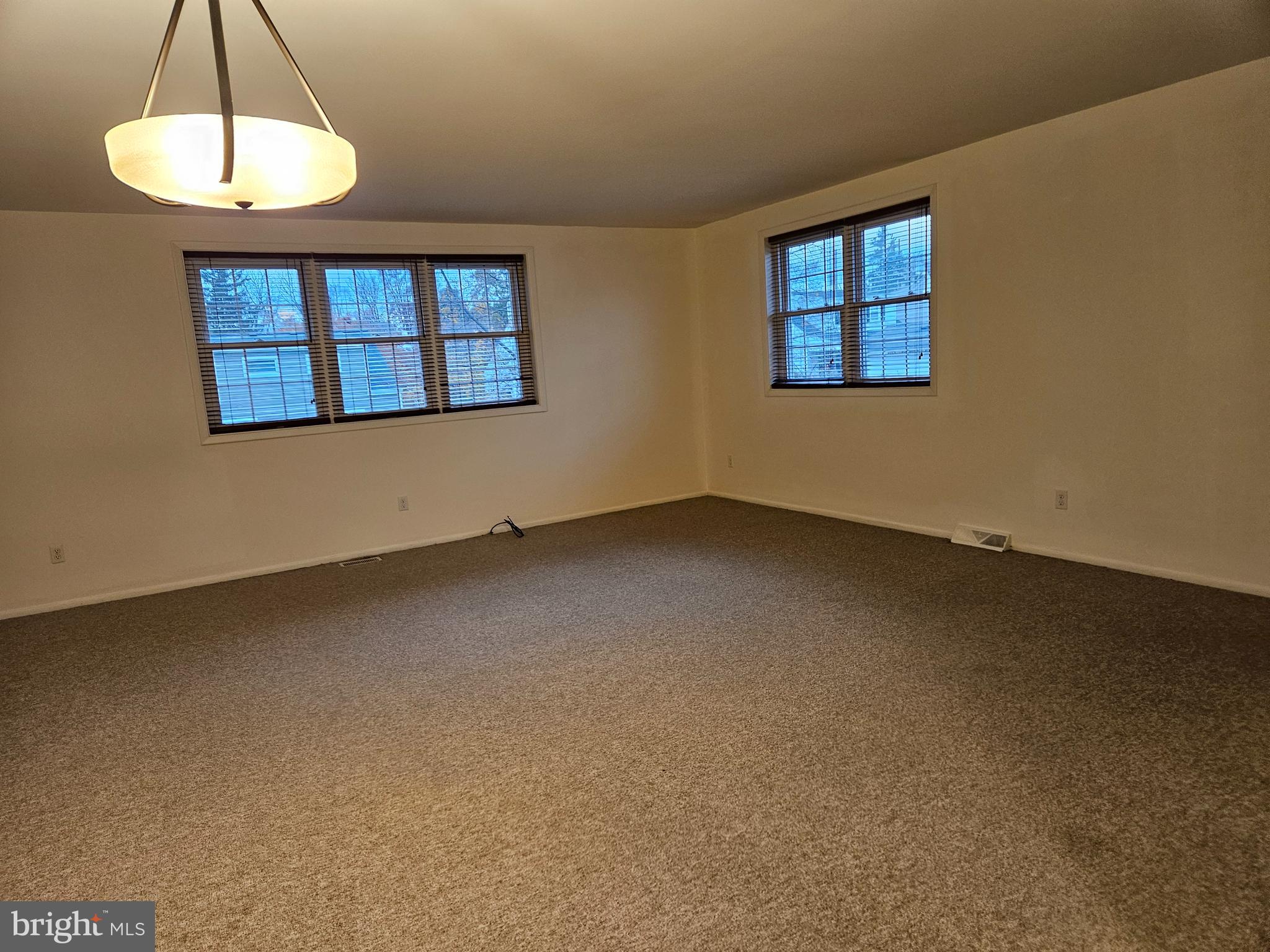 ORELAND - Residential Lease