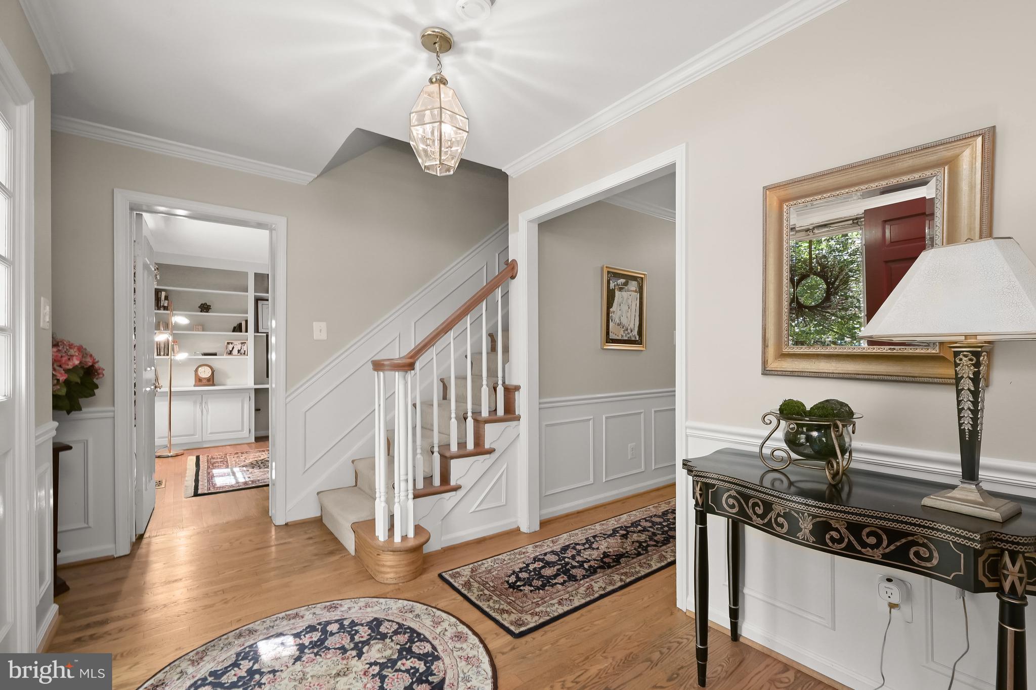 COUNTRY PLACE - Residential