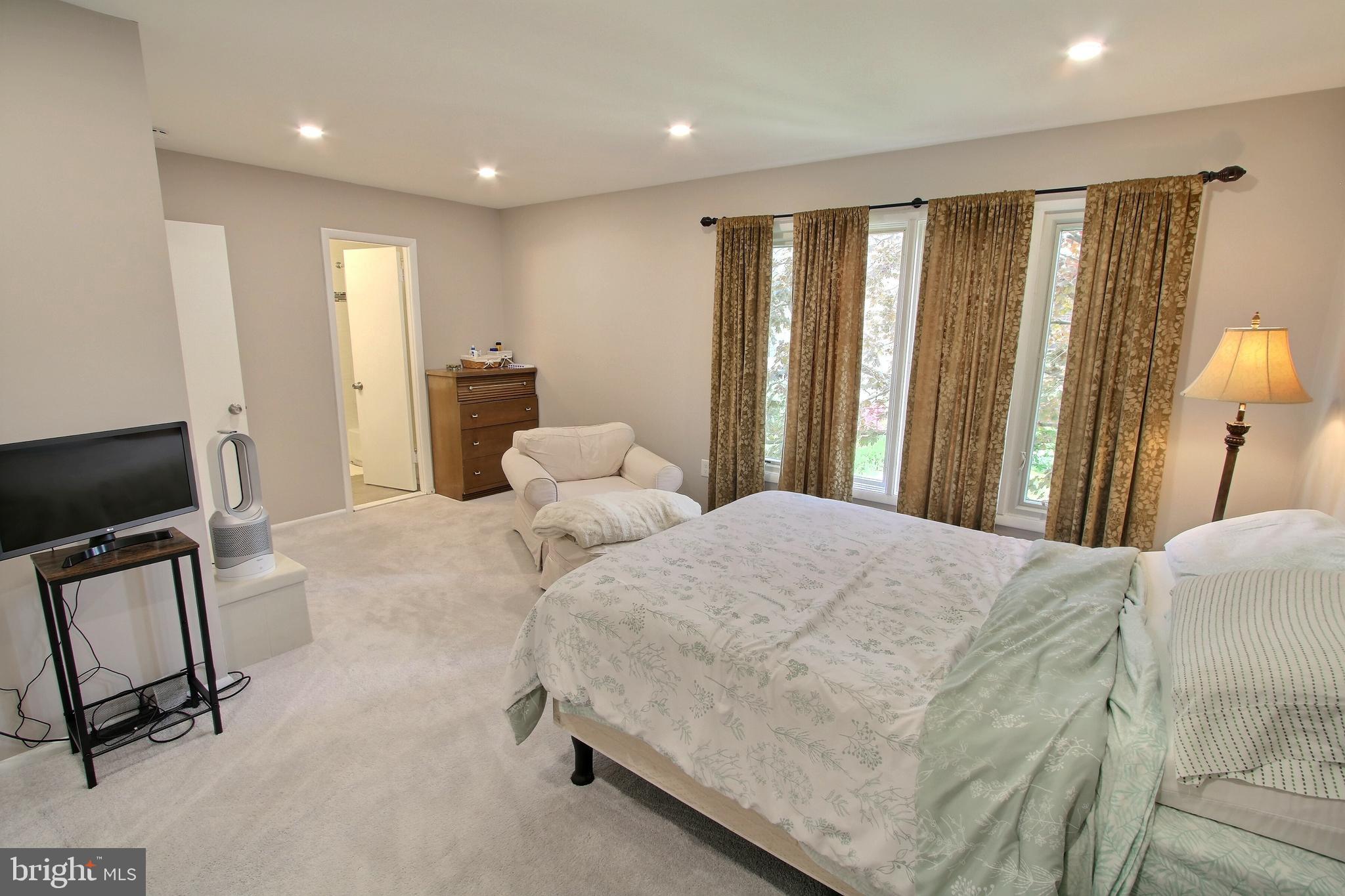 CARTER HILL - Residential