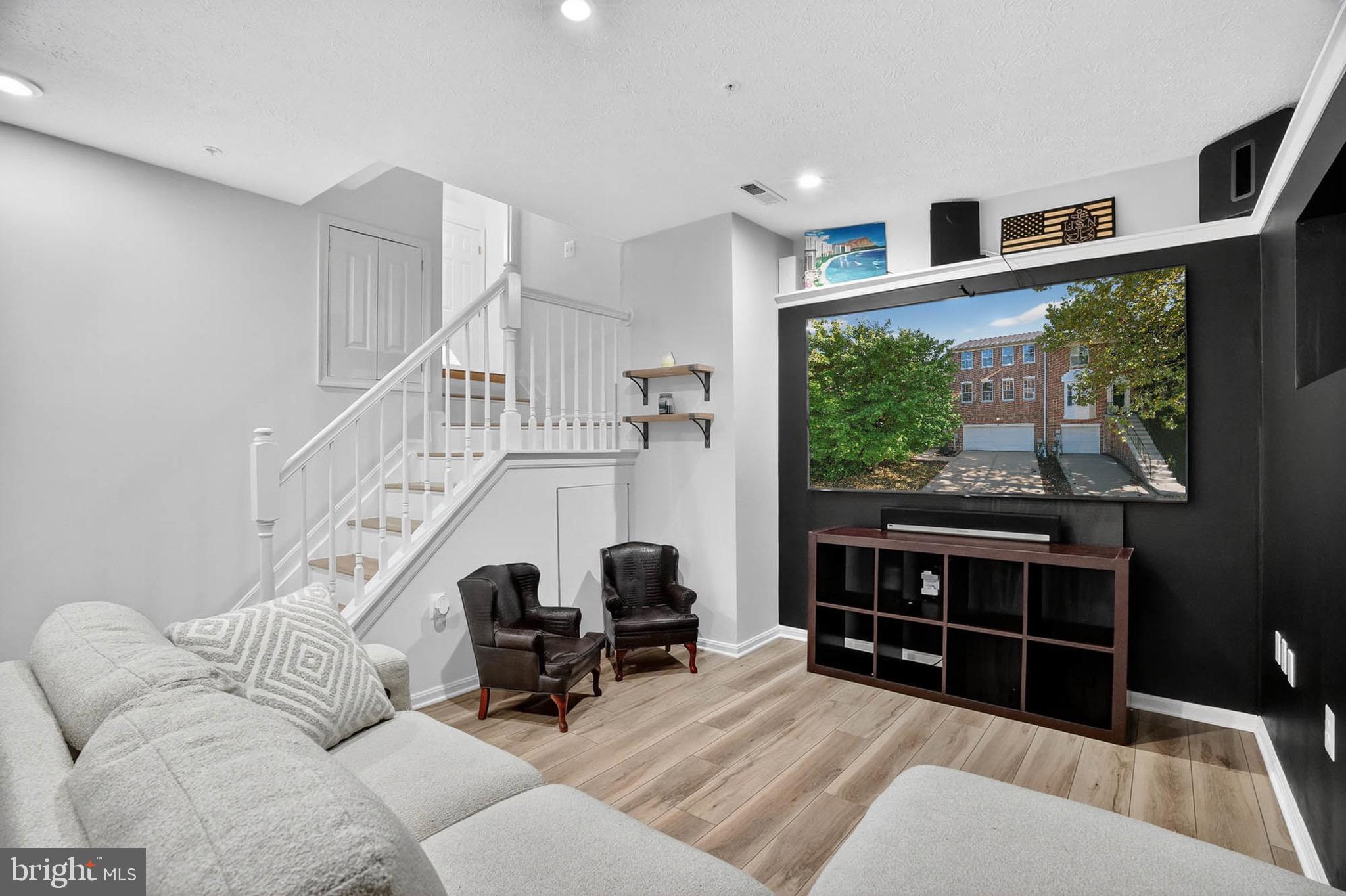 SNOWDEN RIDGE - Residential