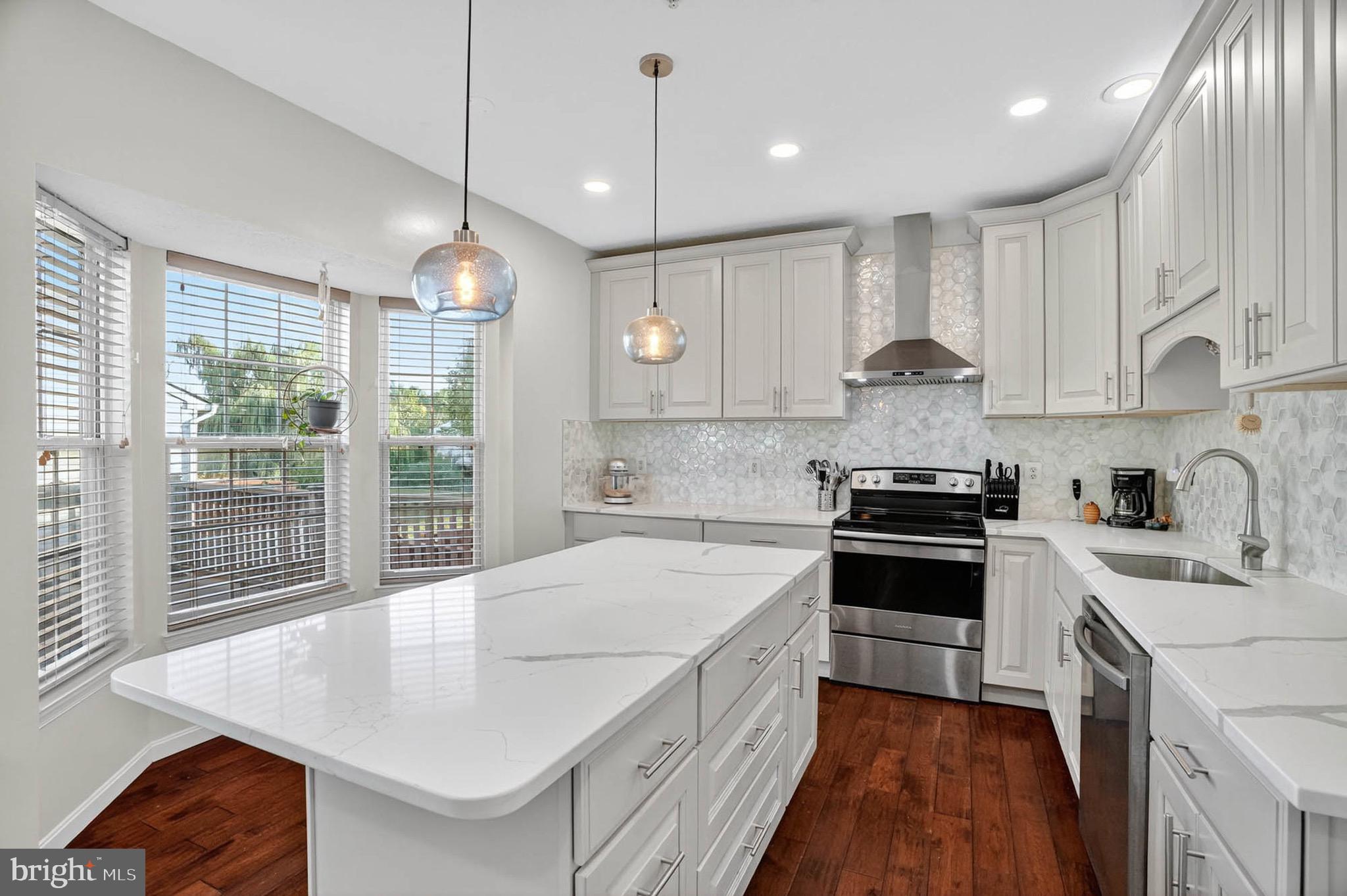 SNOWDEN RIDGE - Residential