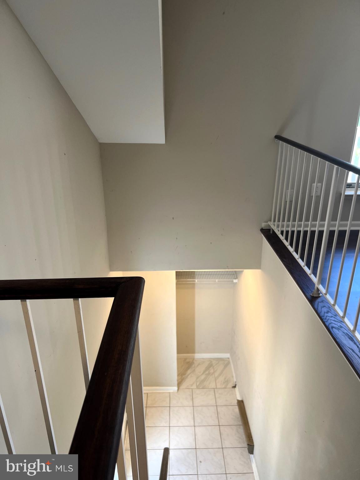 HOMELAND VILLAGE - Residential Lease