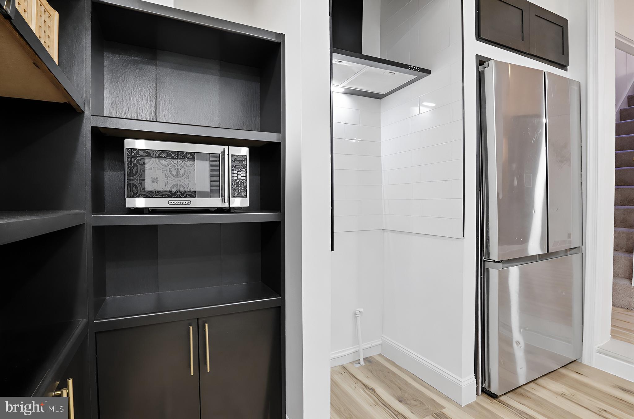NORTH YORK - Residential