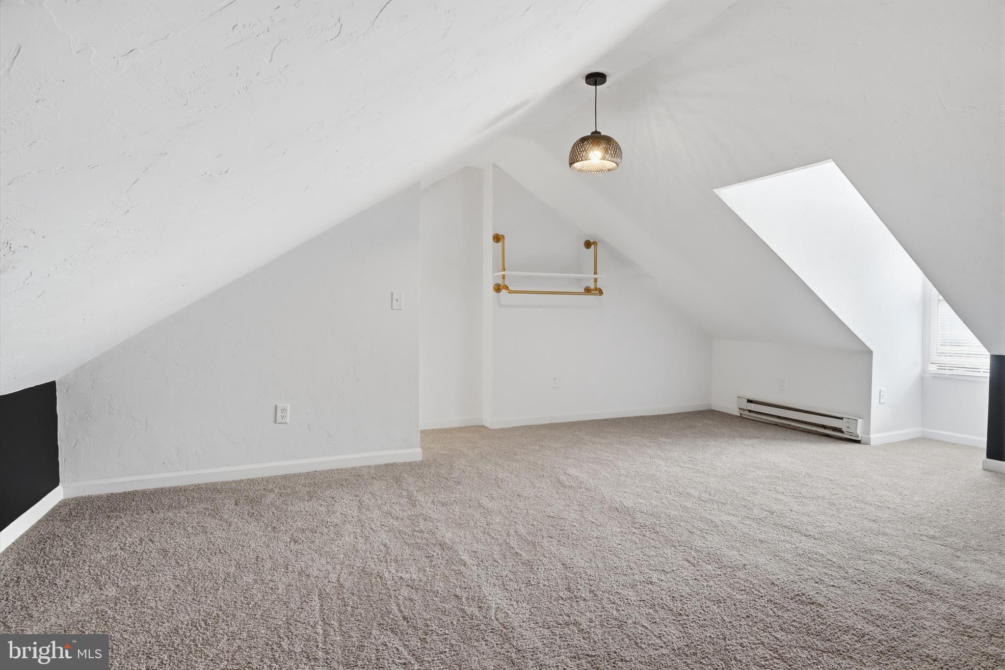 NORTH YORK - Residential