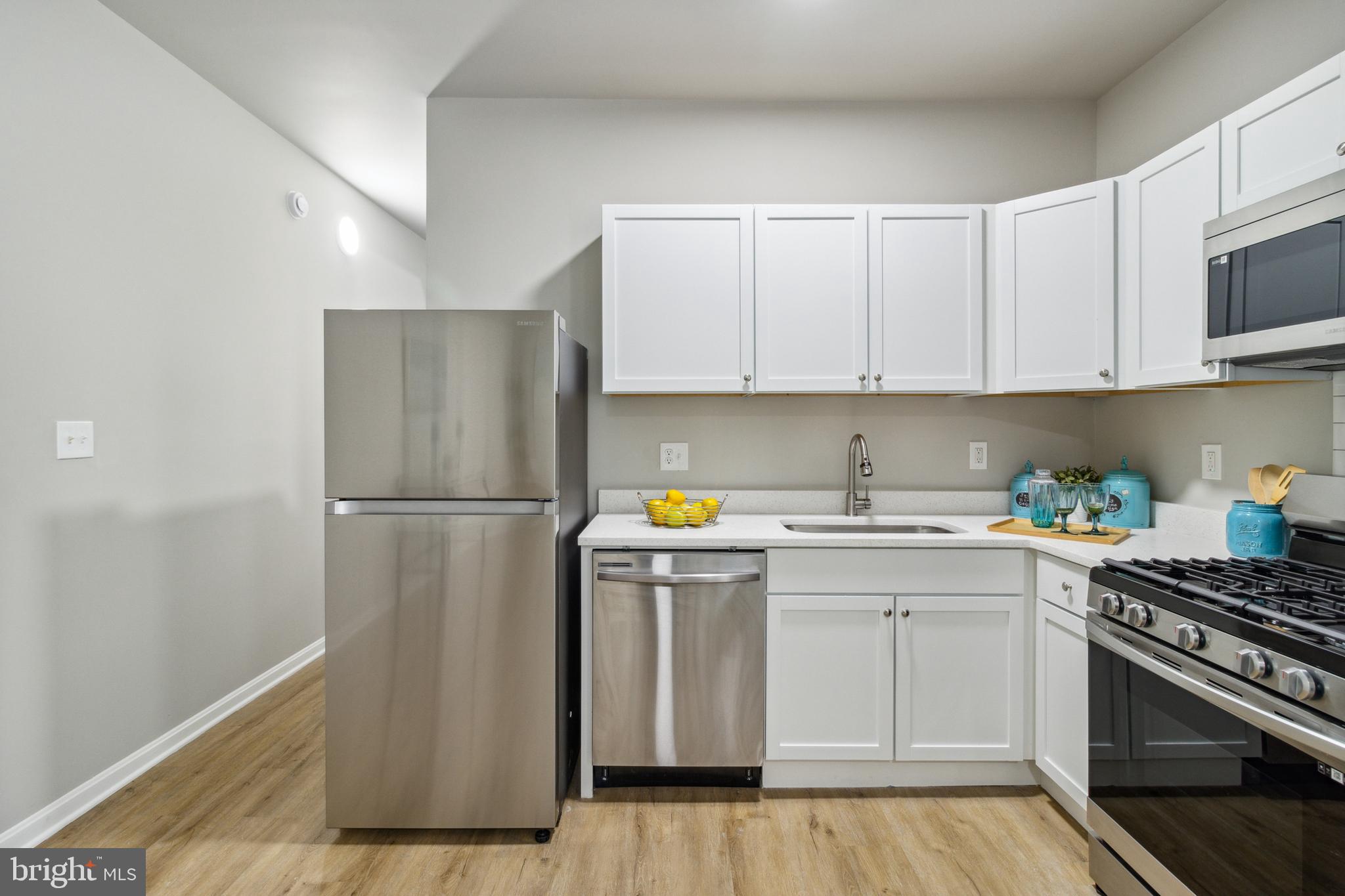 MIDDLE EAST - Residential