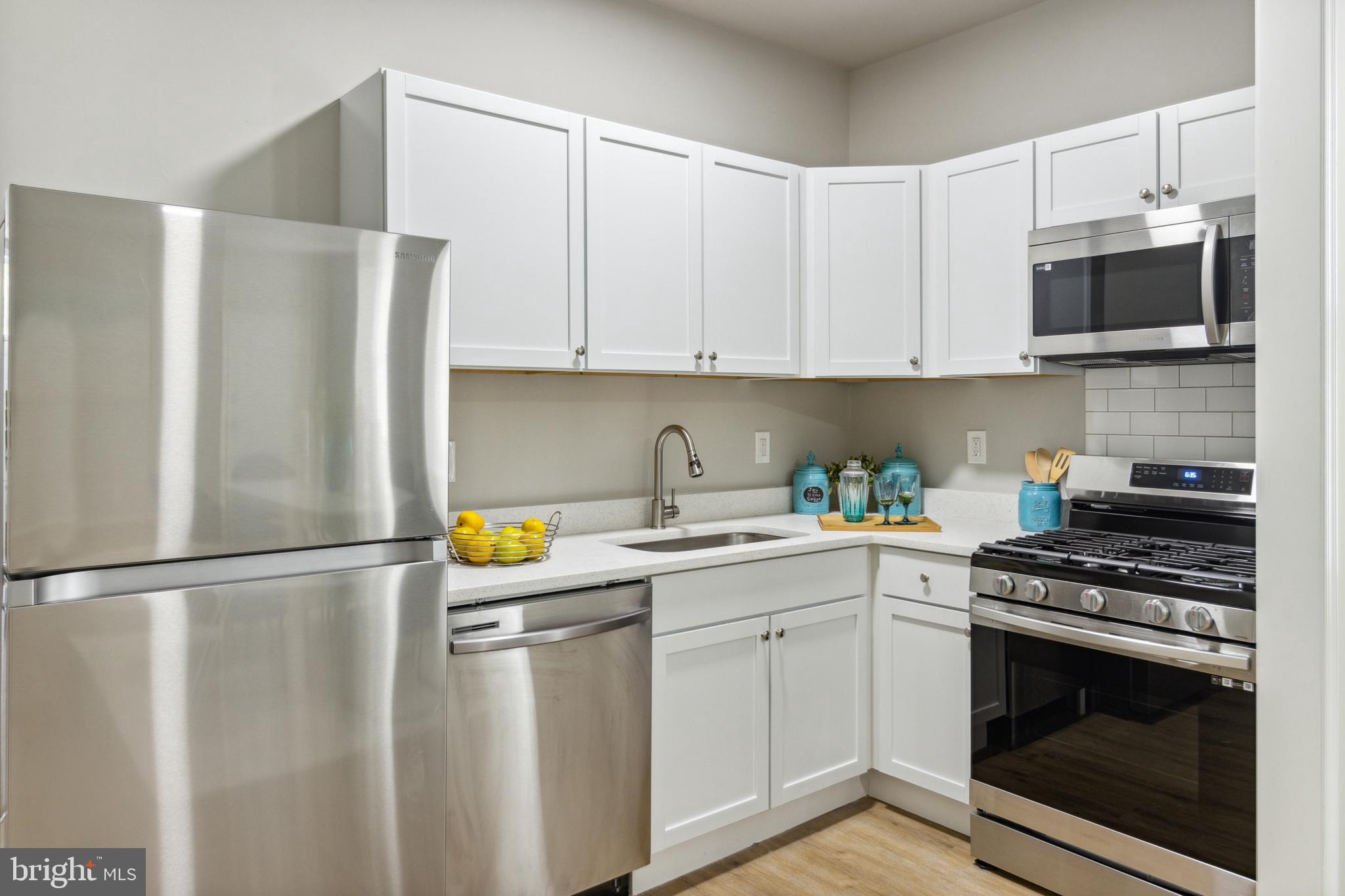 MIDDLE EAST - Residential