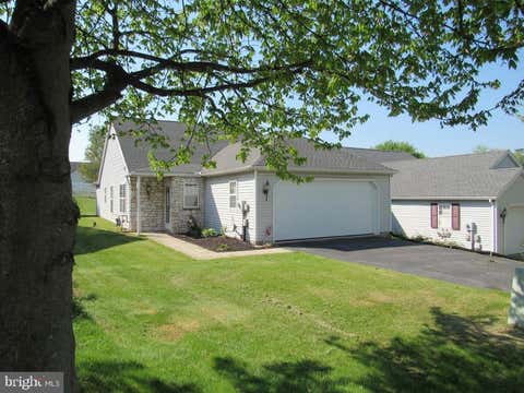 Townhouse For Sale - 777 Blossom Hill Lane<br/> York County, DALLASTOWN, PA 17313
