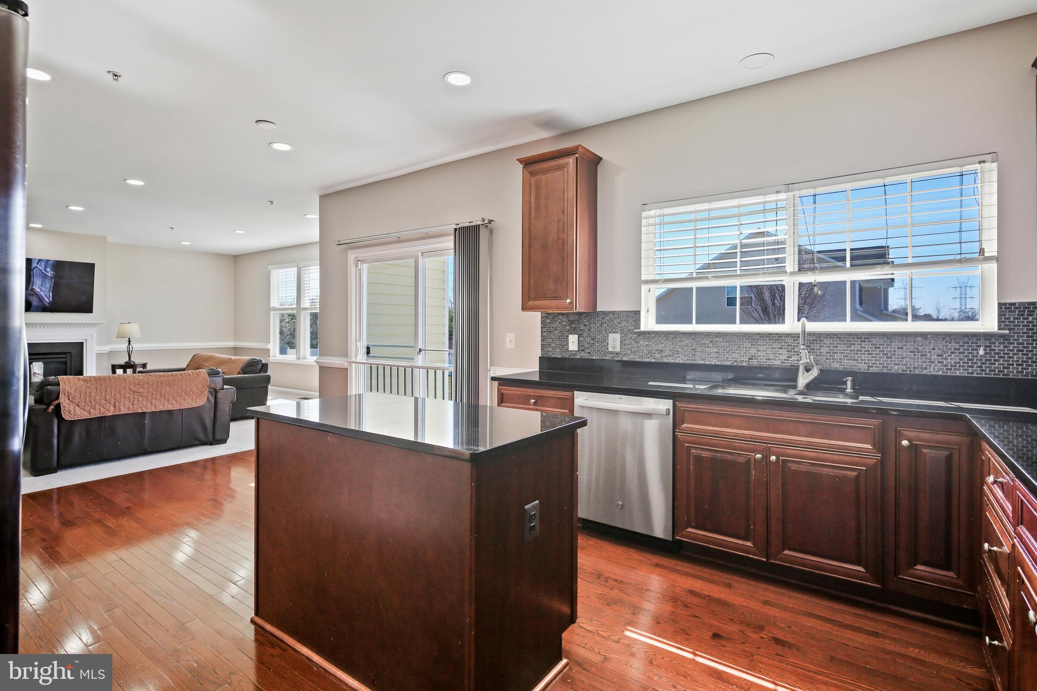 DIXON CROSSING - Residential