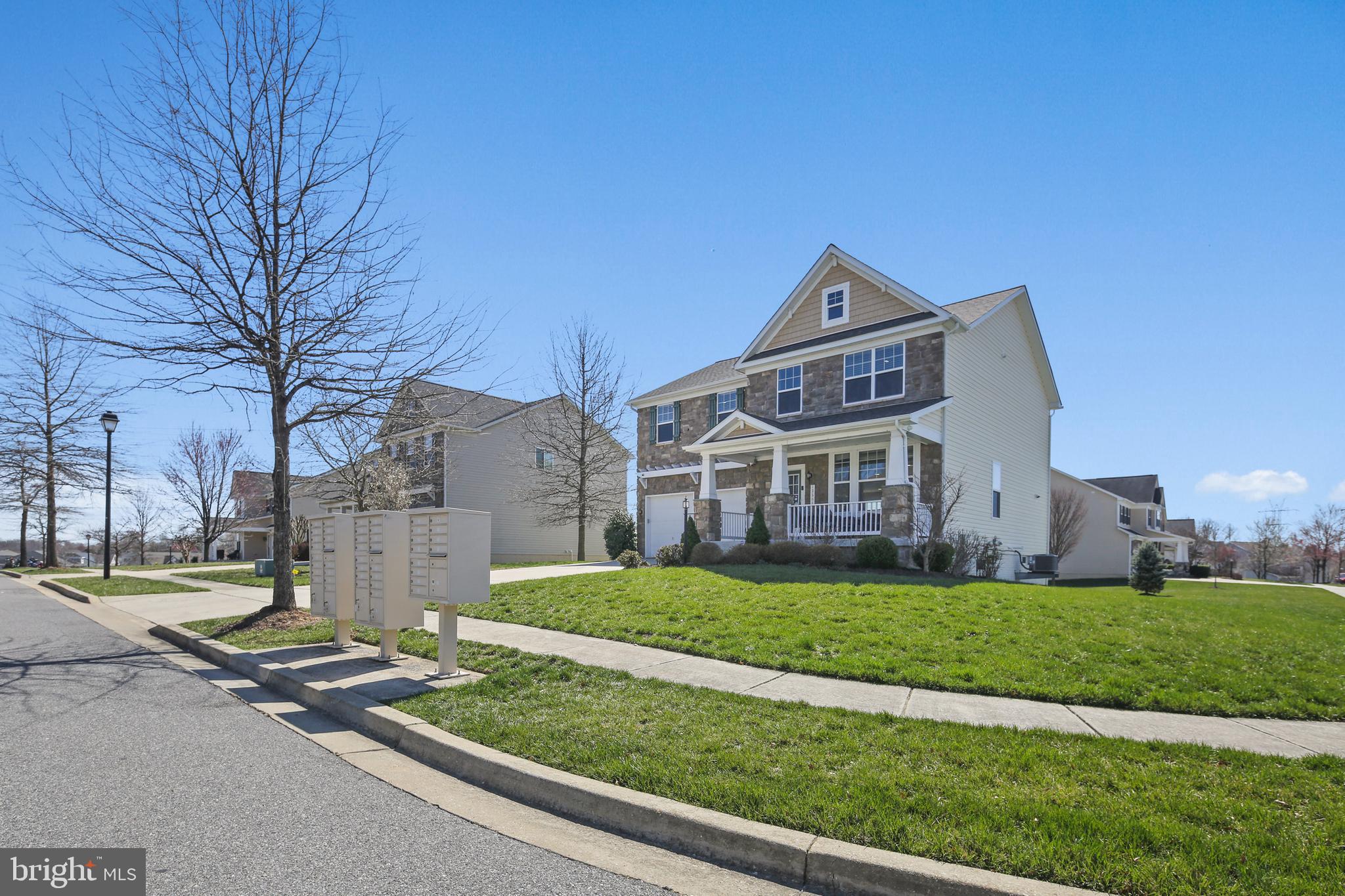 DIXON CROSSING - Residential