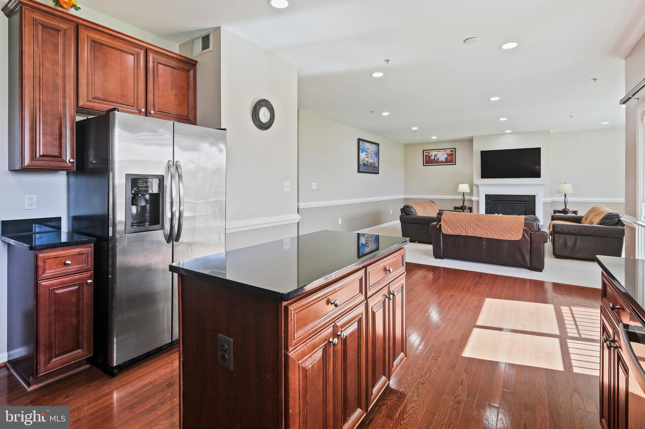 DIXON CROSSING - Residential