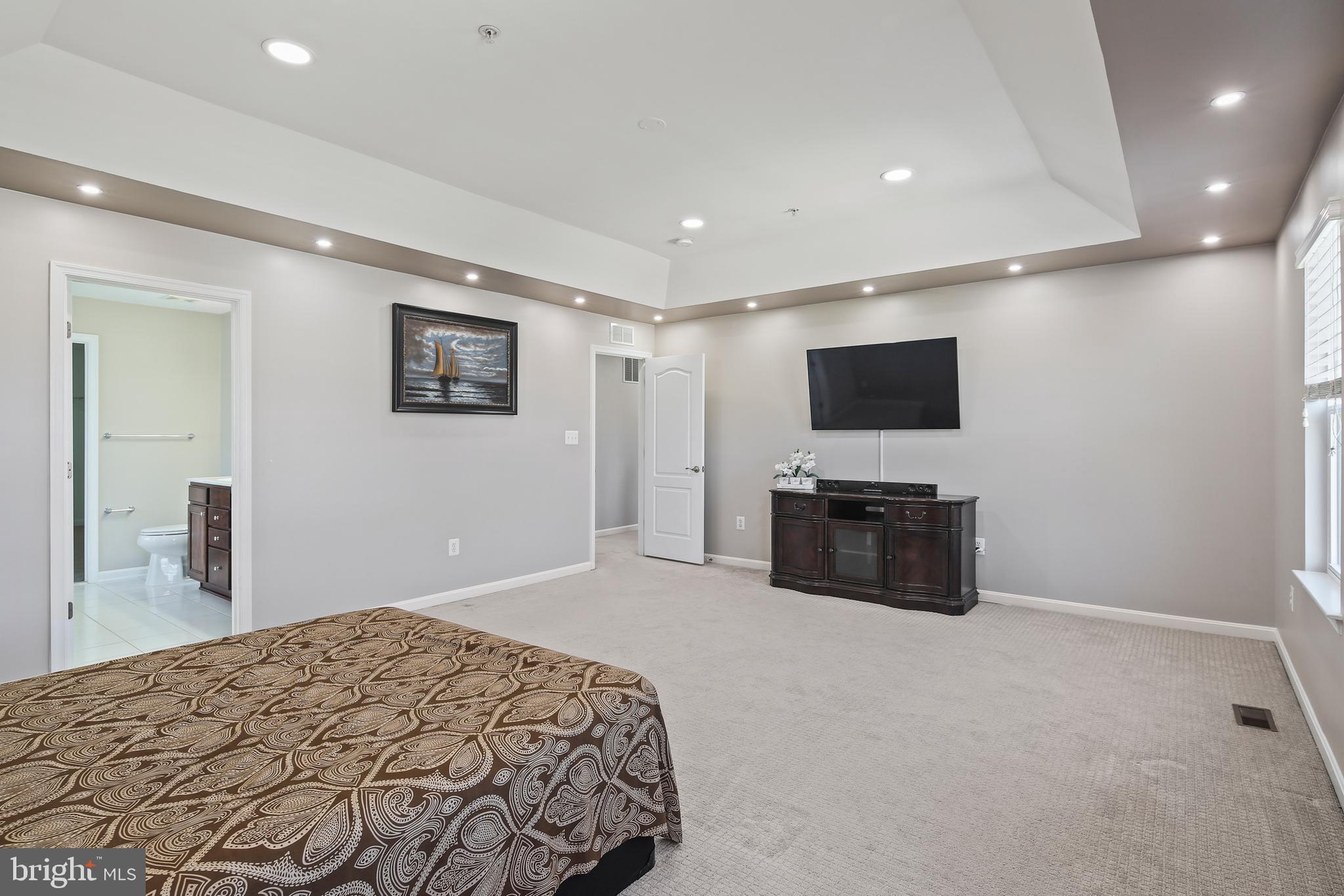 DIXON CROSSING - Residential