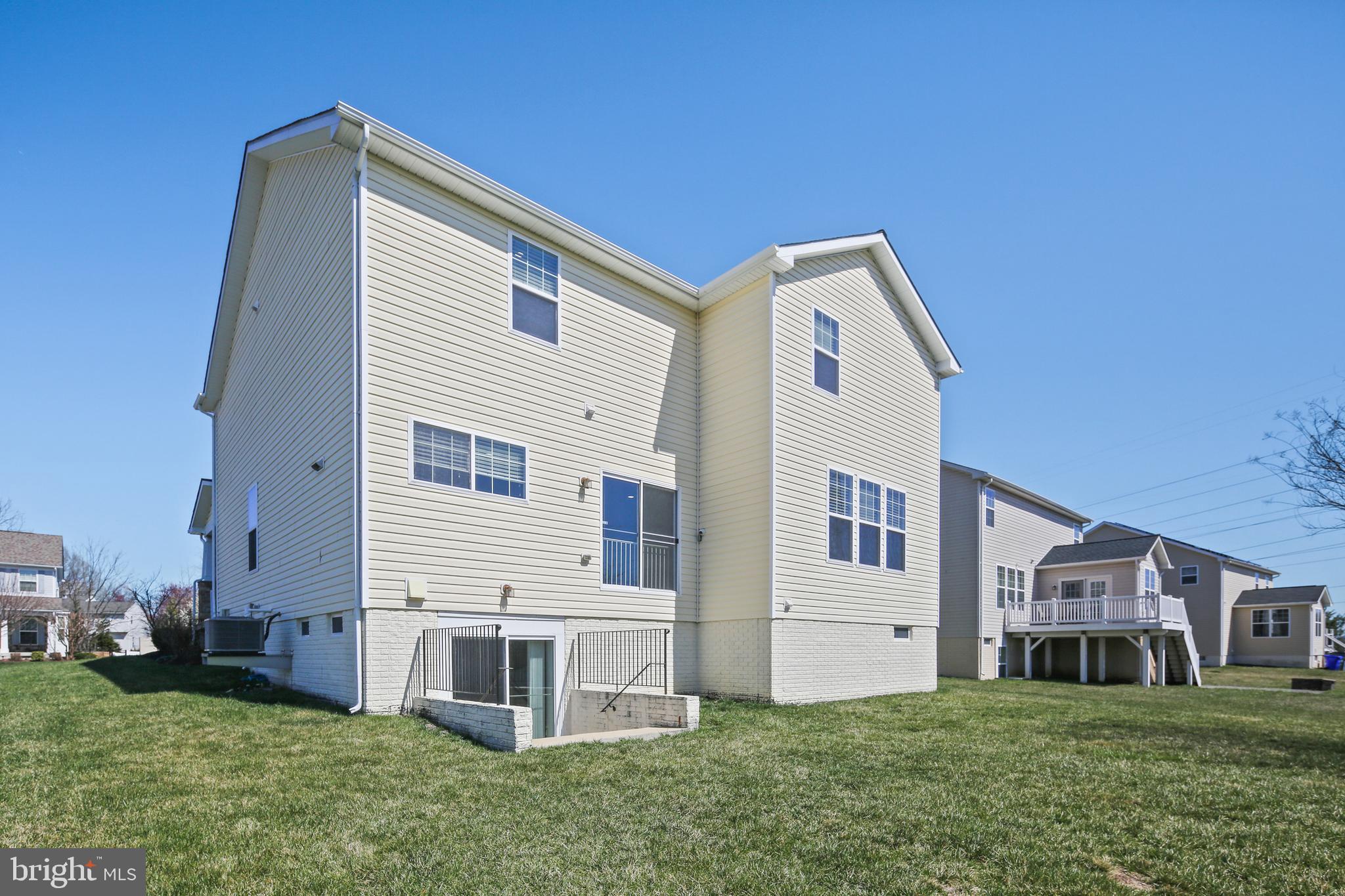 DIXON CROSSING - Residential