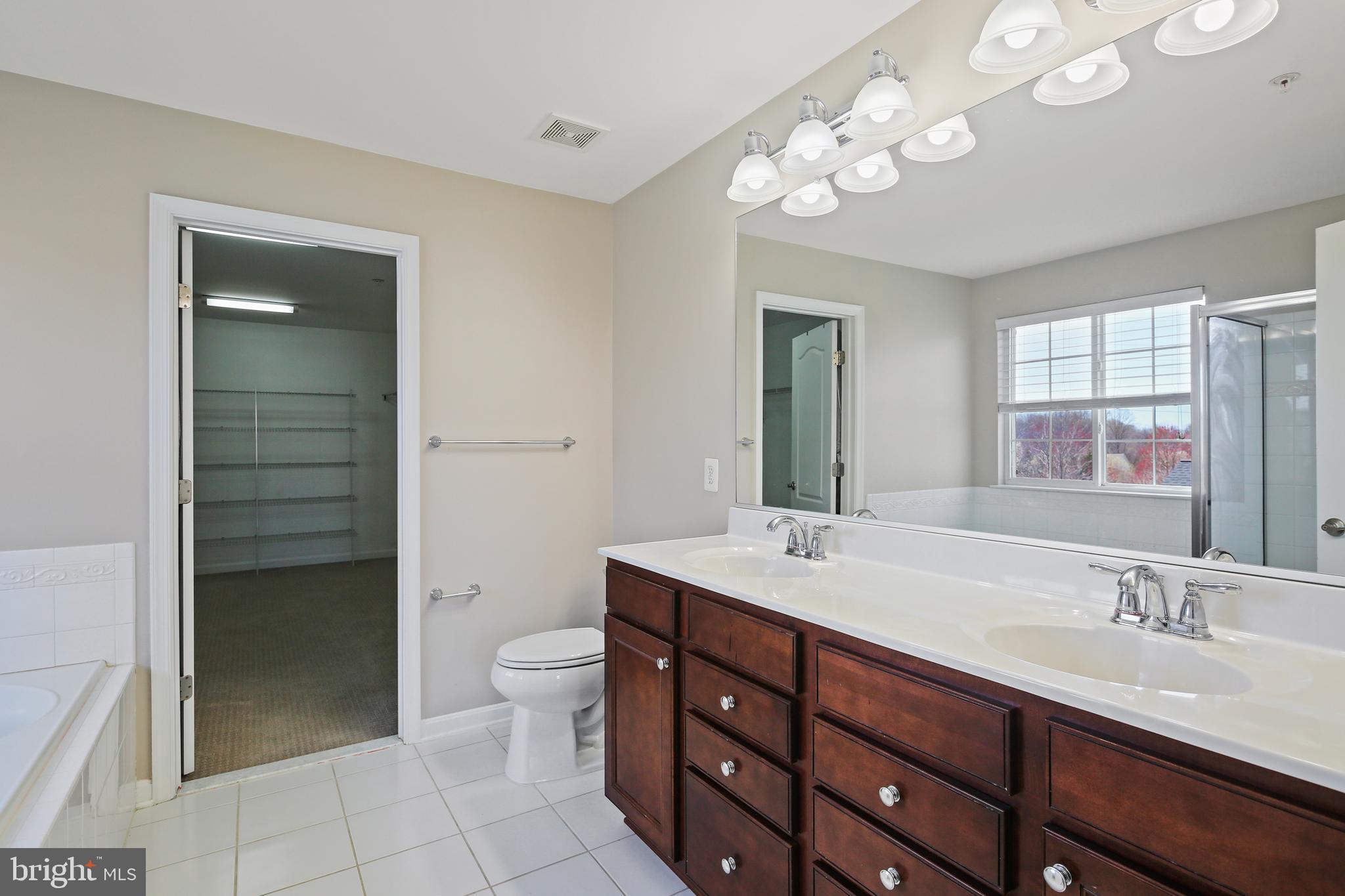 DIXON CROSSING - Residential