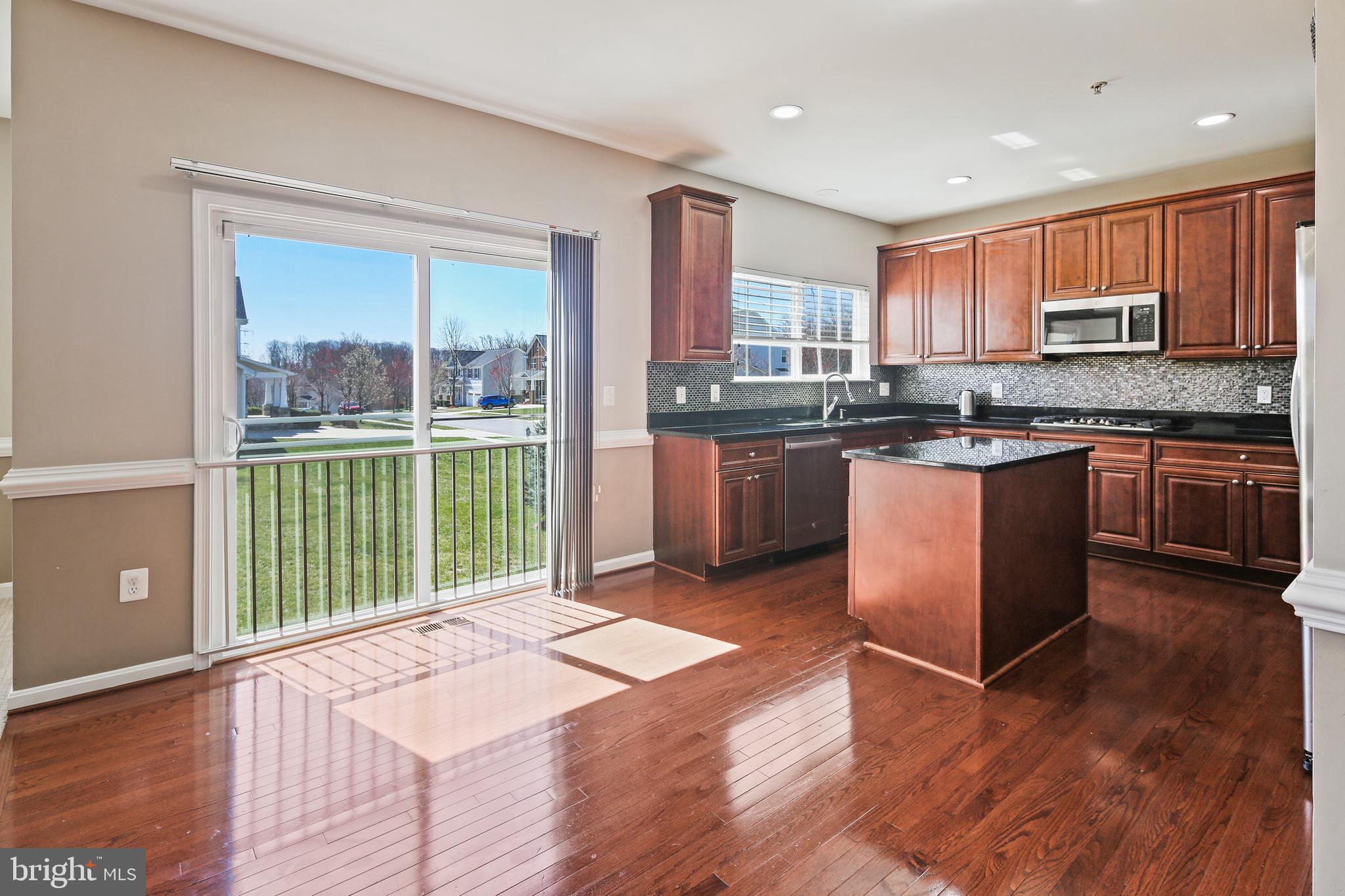 DIXON CROSSING - Residential