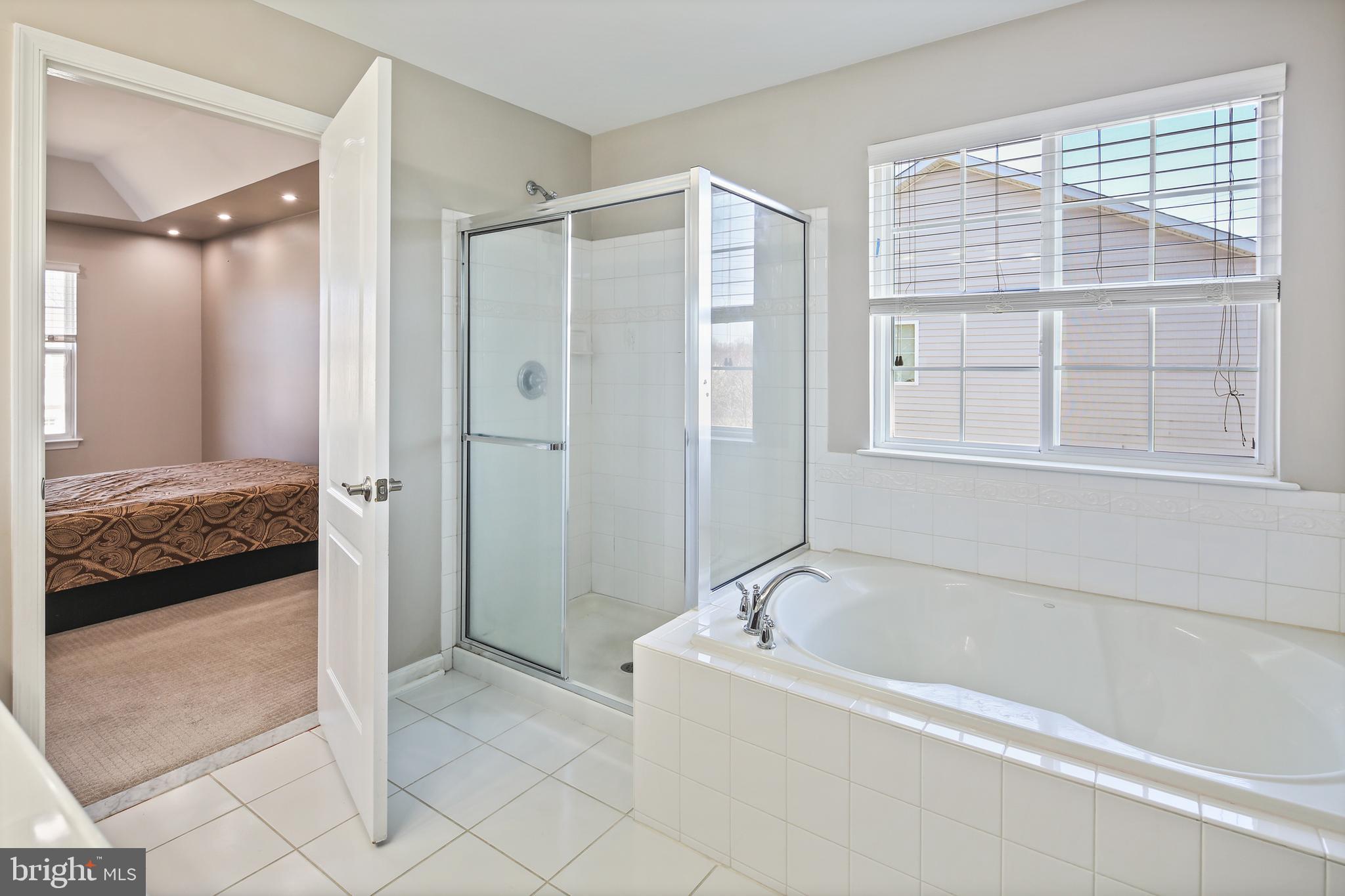 DIXON CROSSING - Residential