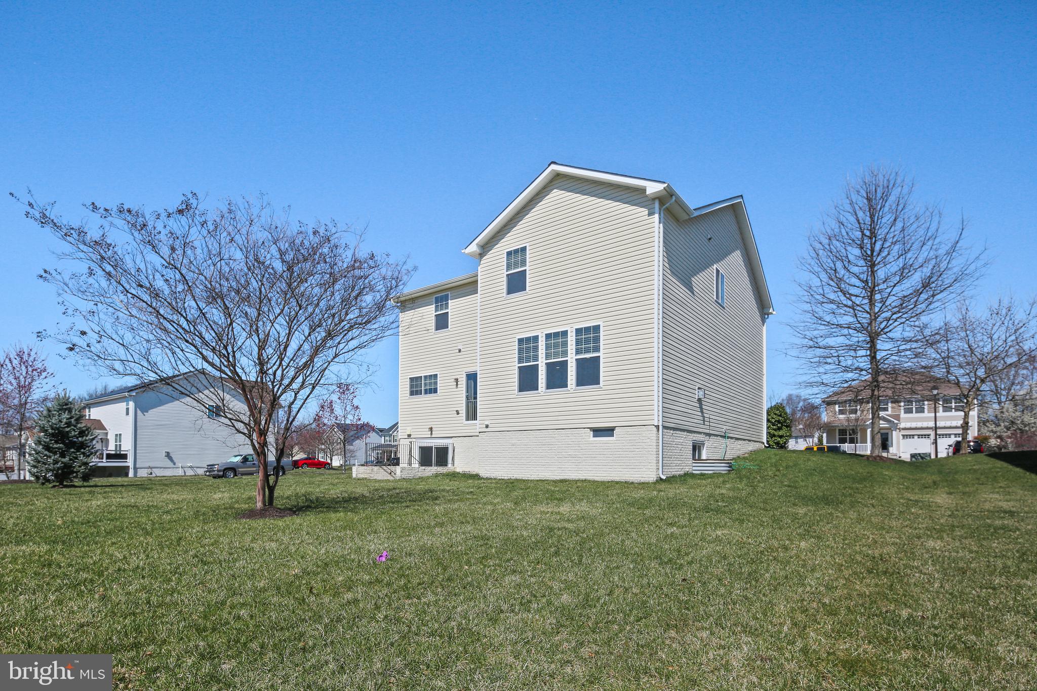 DIXON CROSSING - Residential