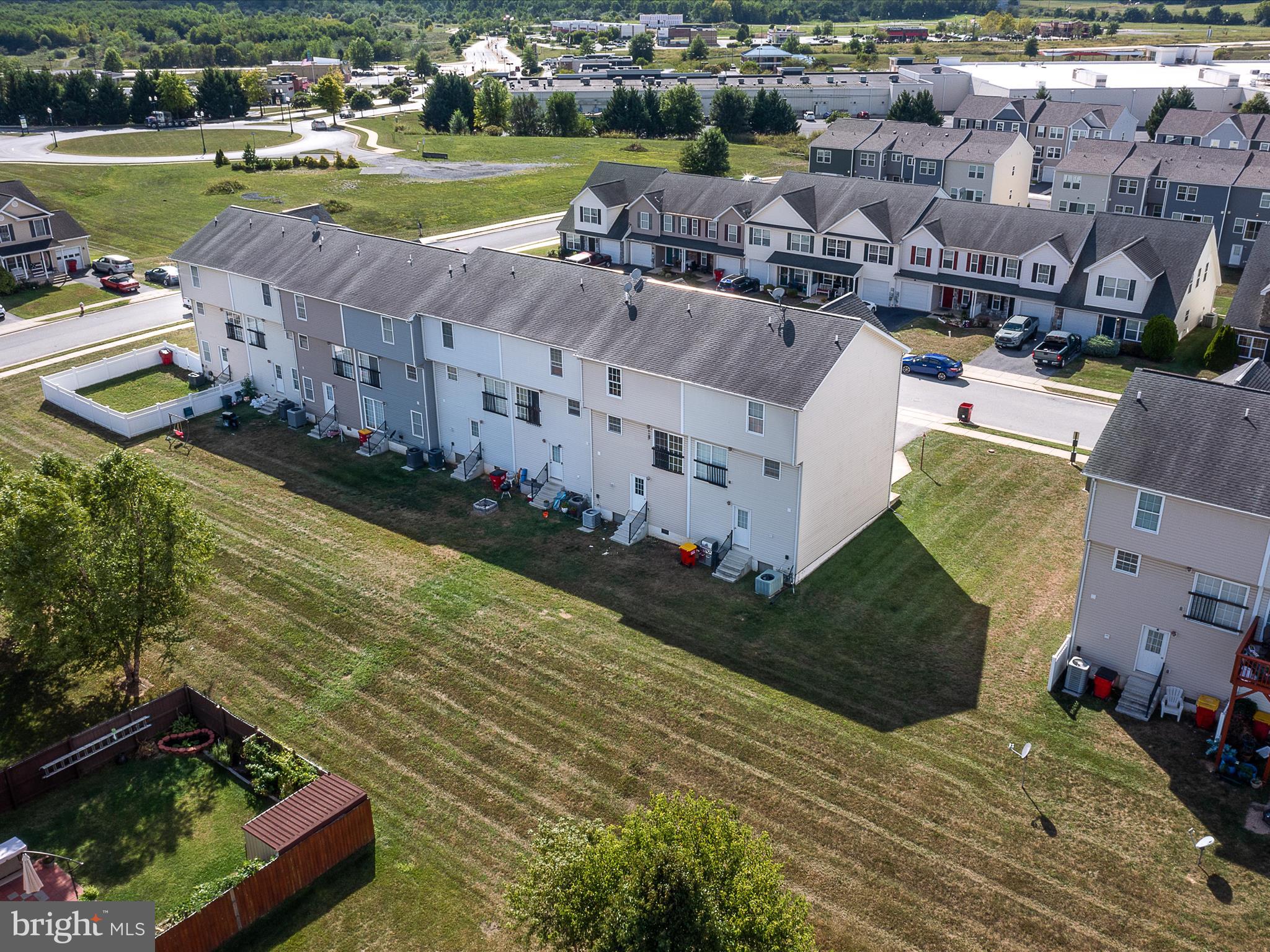 BRIAR RUN - Residential