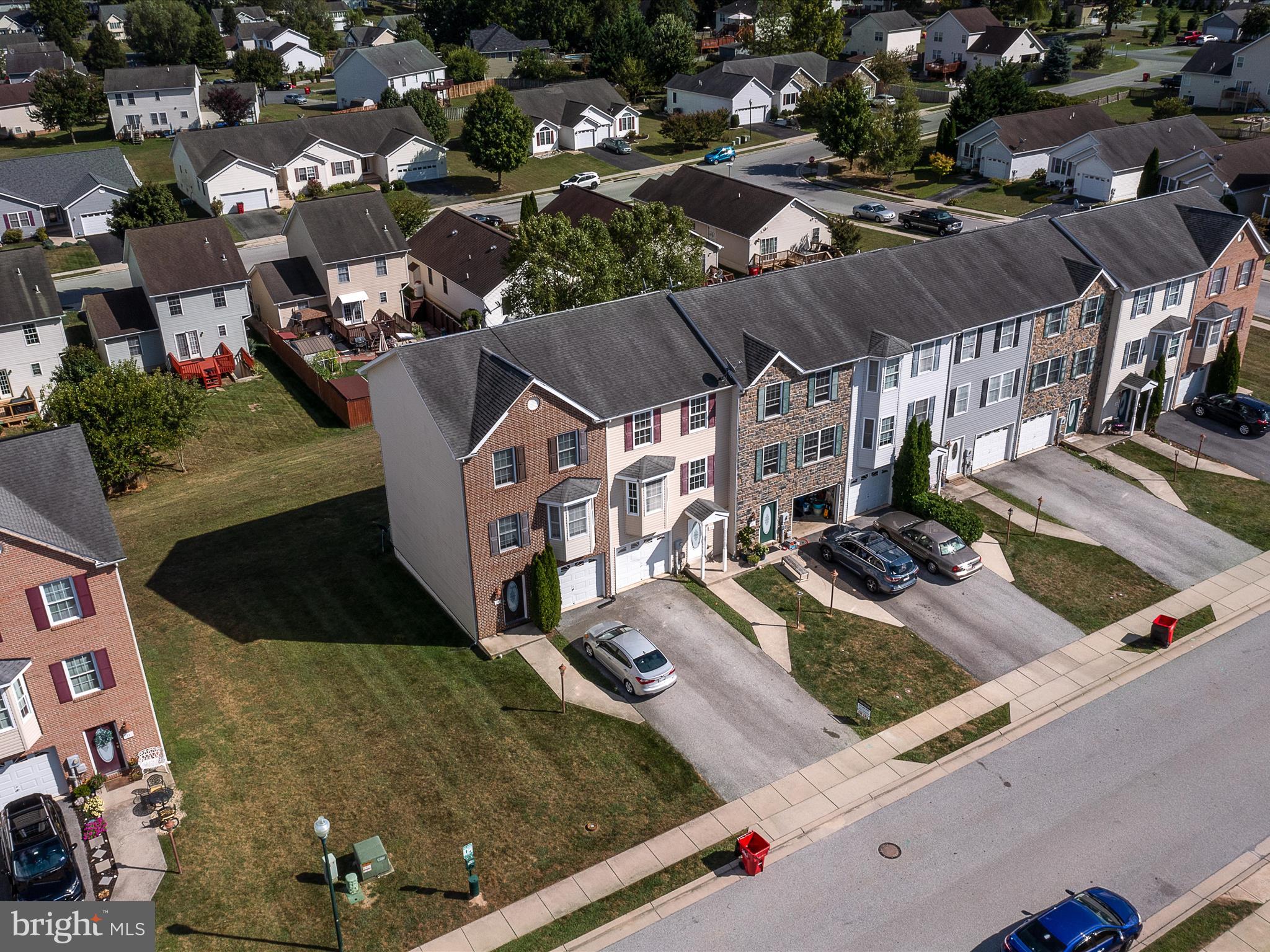 BRIAR RUN - Residential