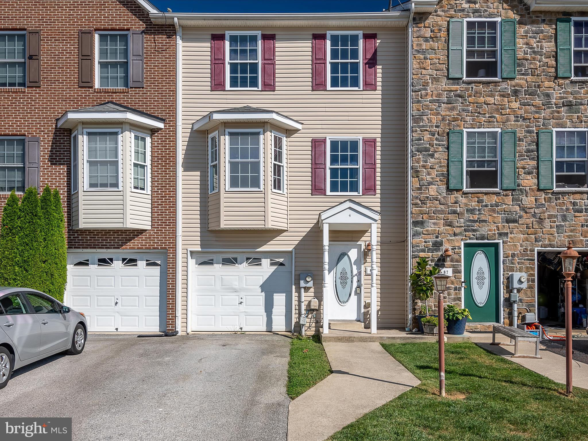 BRIAR RUN - Residential