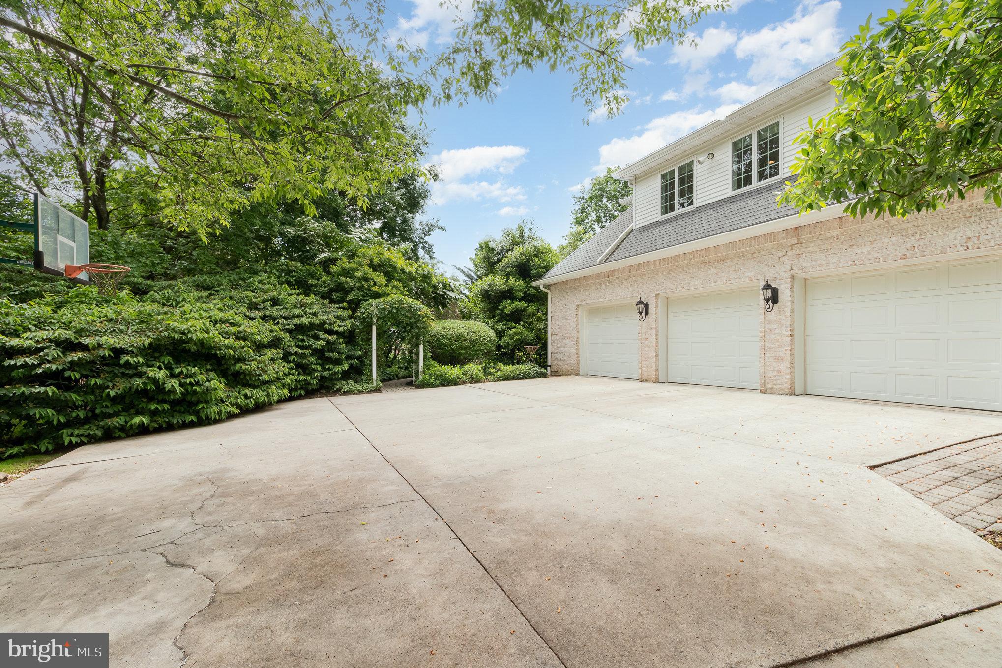 PINEHURST - Residential