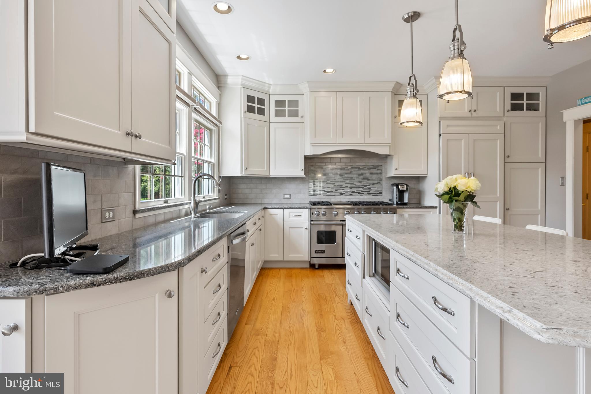 FOLLY HILL FARMS - Residential