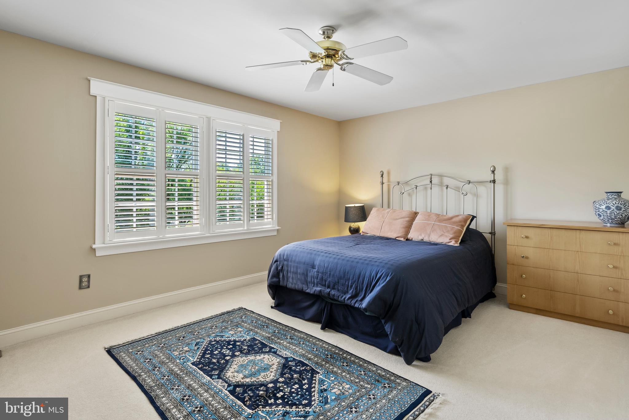 FOLLY HILL FARMS - Residential