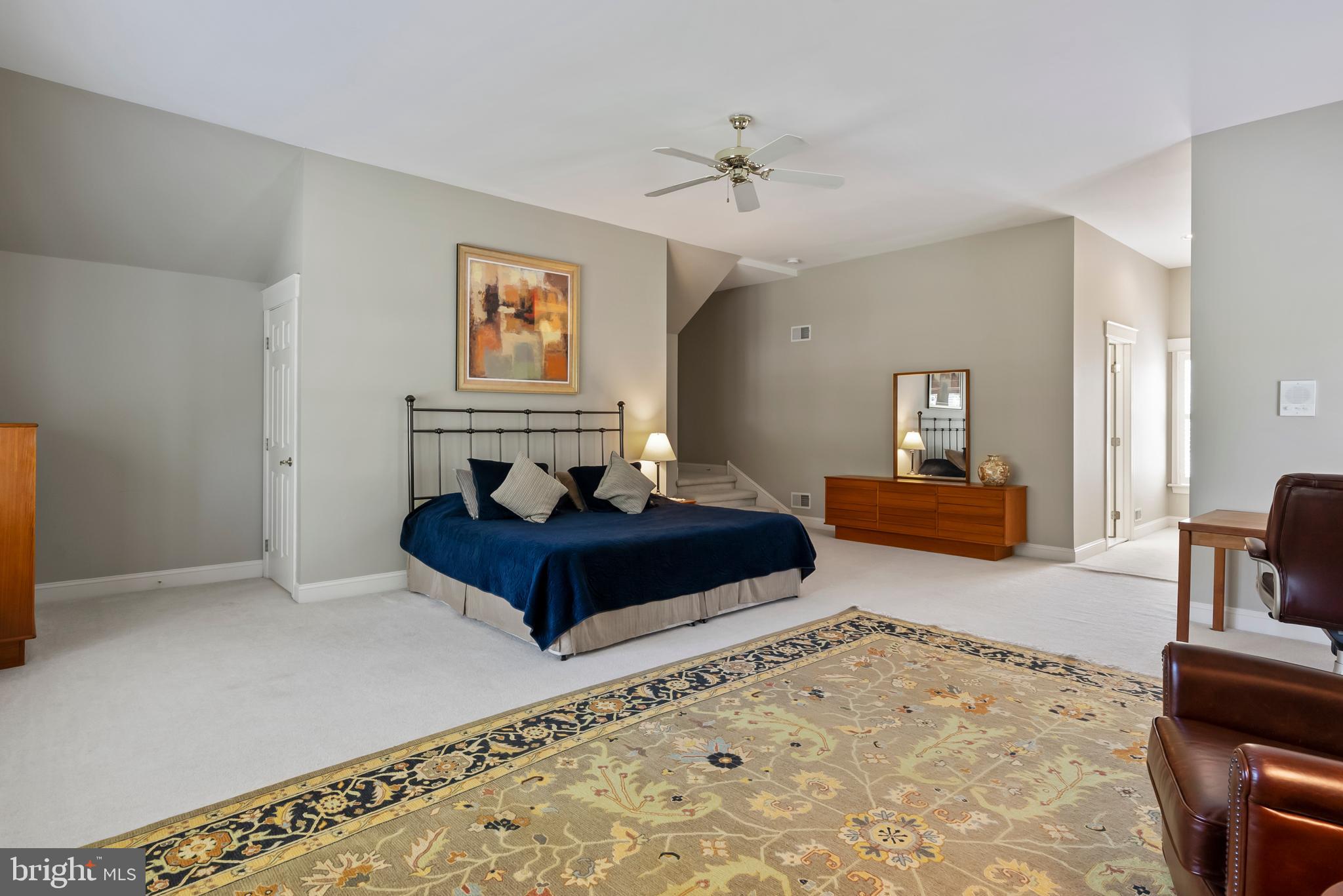 FOLLY HILL FARMS - Residential