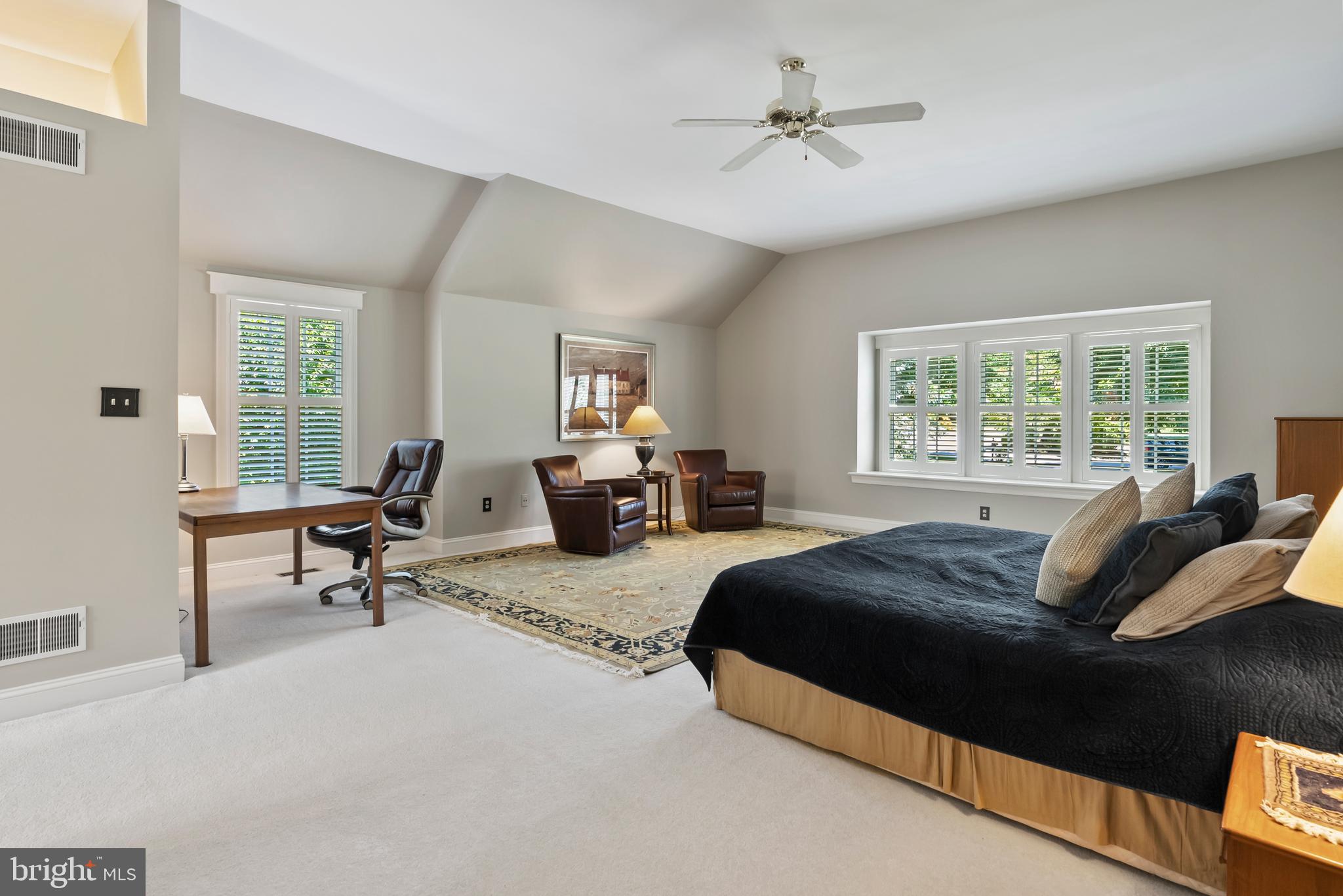 FOLLY HILL FARMS - Residential