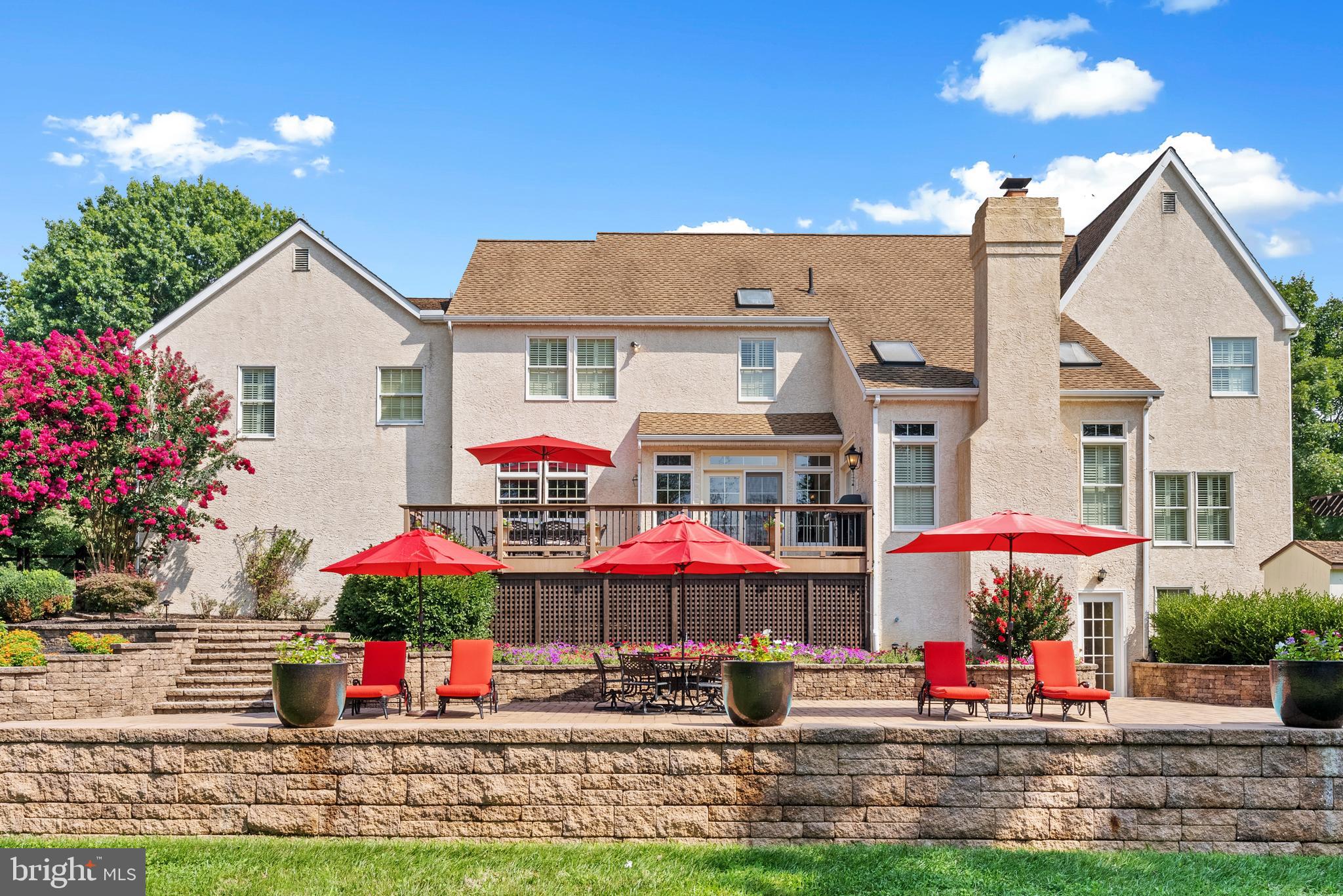 FOLLY HILL FARMS - Residential