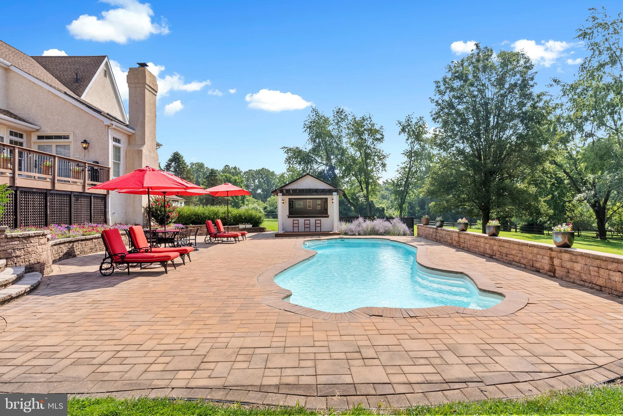 FOLLY HILL FARMS - Residential