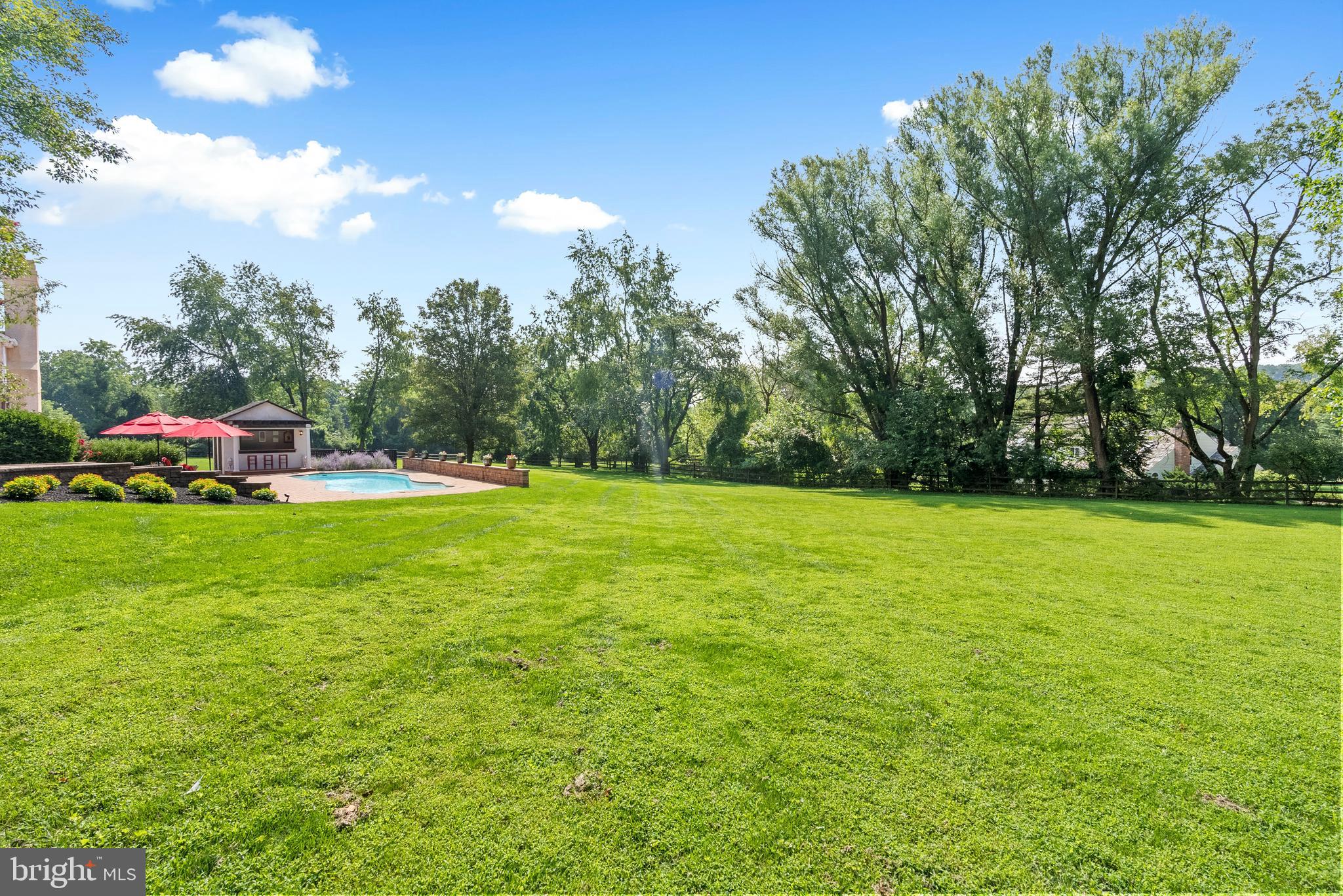 FOLLY HILL FARMS - Residential