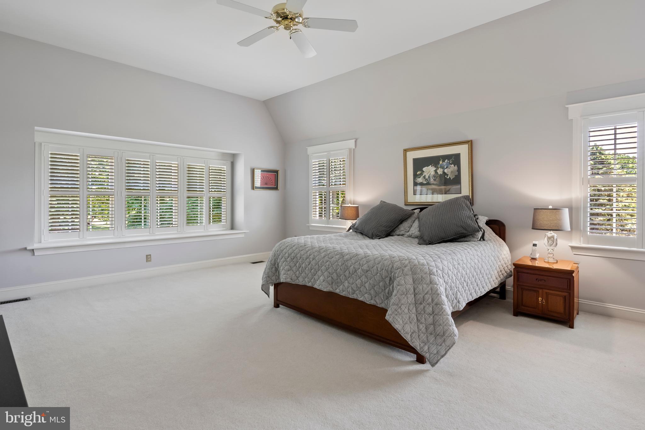 FOLLY HILL FARMS - Residential