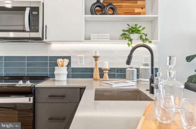 FAIRMOUNT - Residential Lease